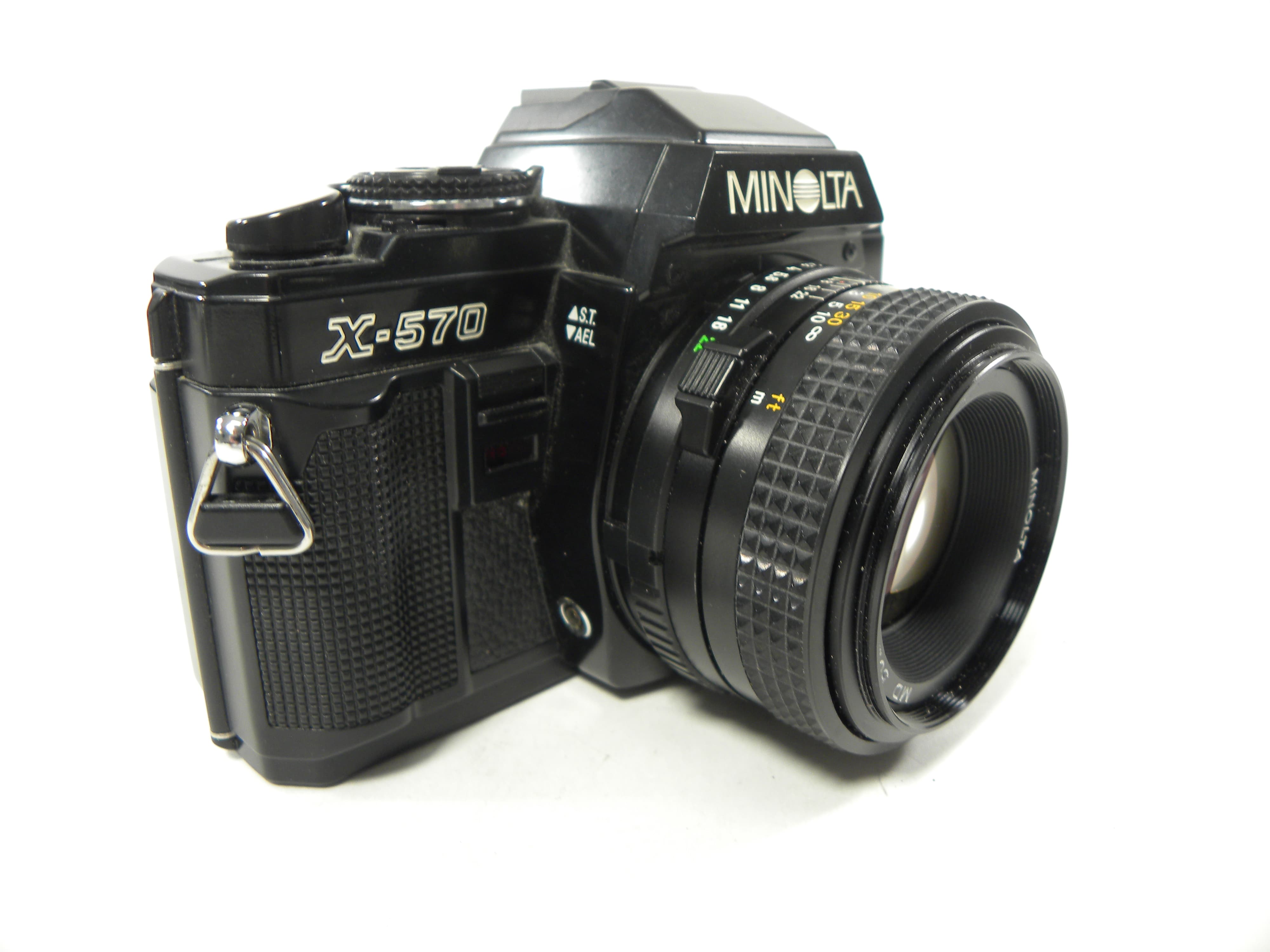 Minolta X-570 35mm SLR w/ MD 50mm f1.7