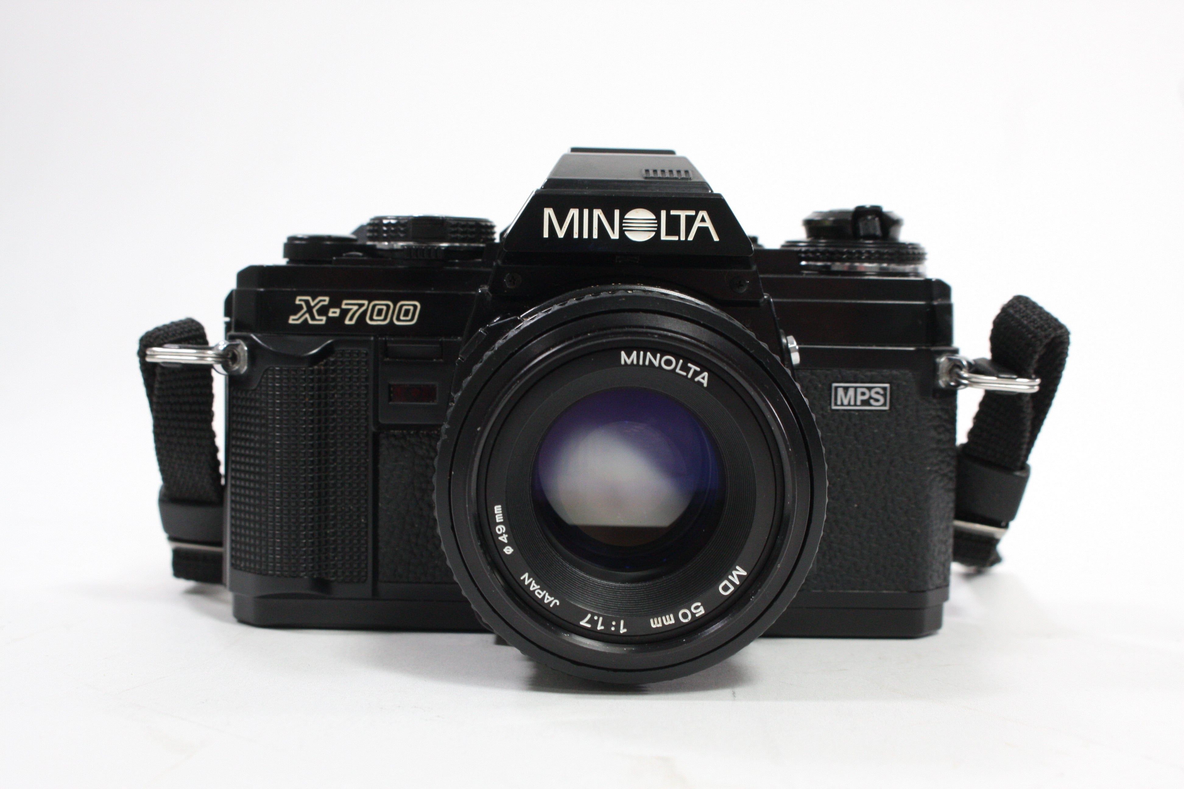 Minolta X-700 35mm Camera with 50mm f/1.7 Lens