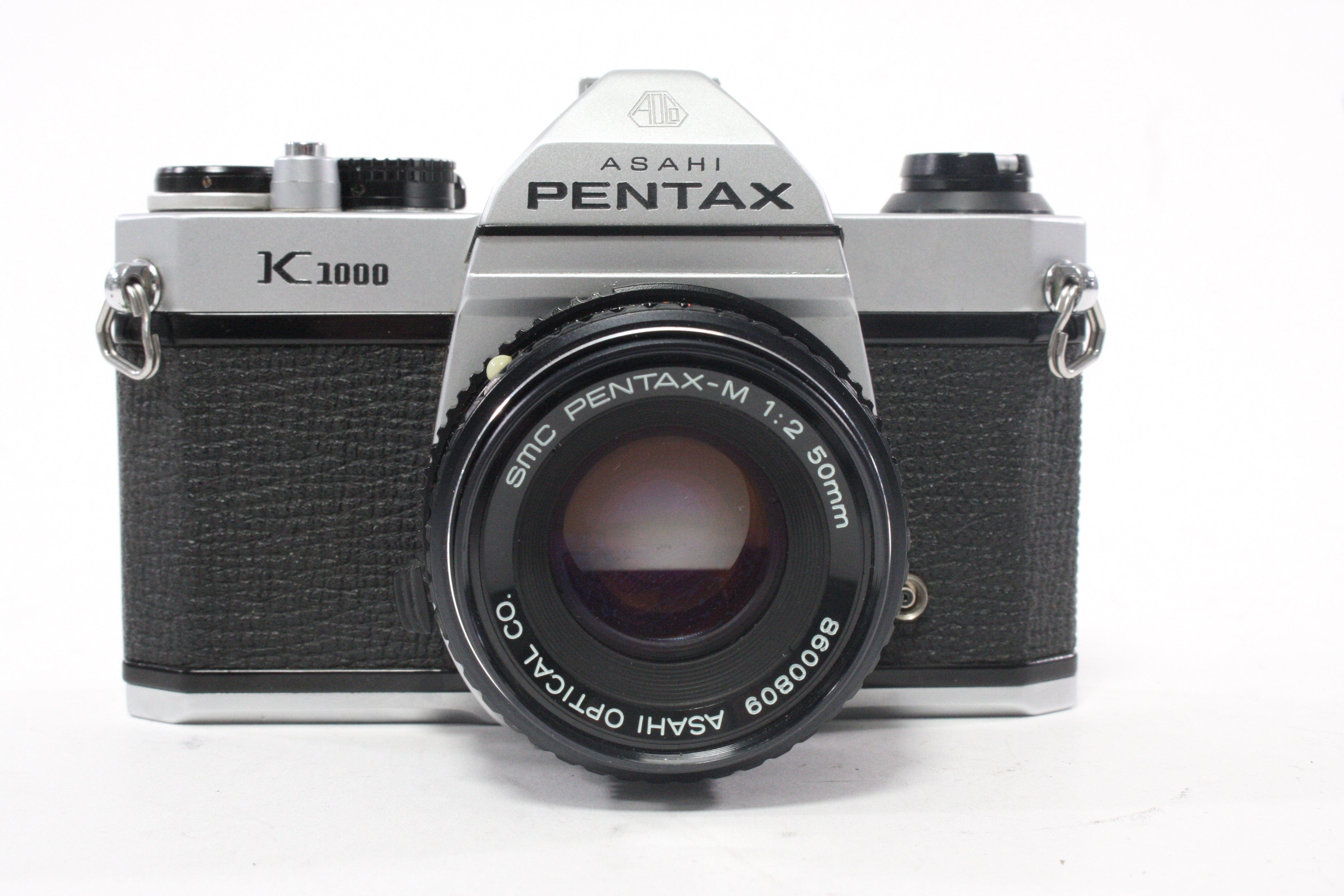 Minolta X-700 35mm SLR Camera with 50mm f/1.7 Lens