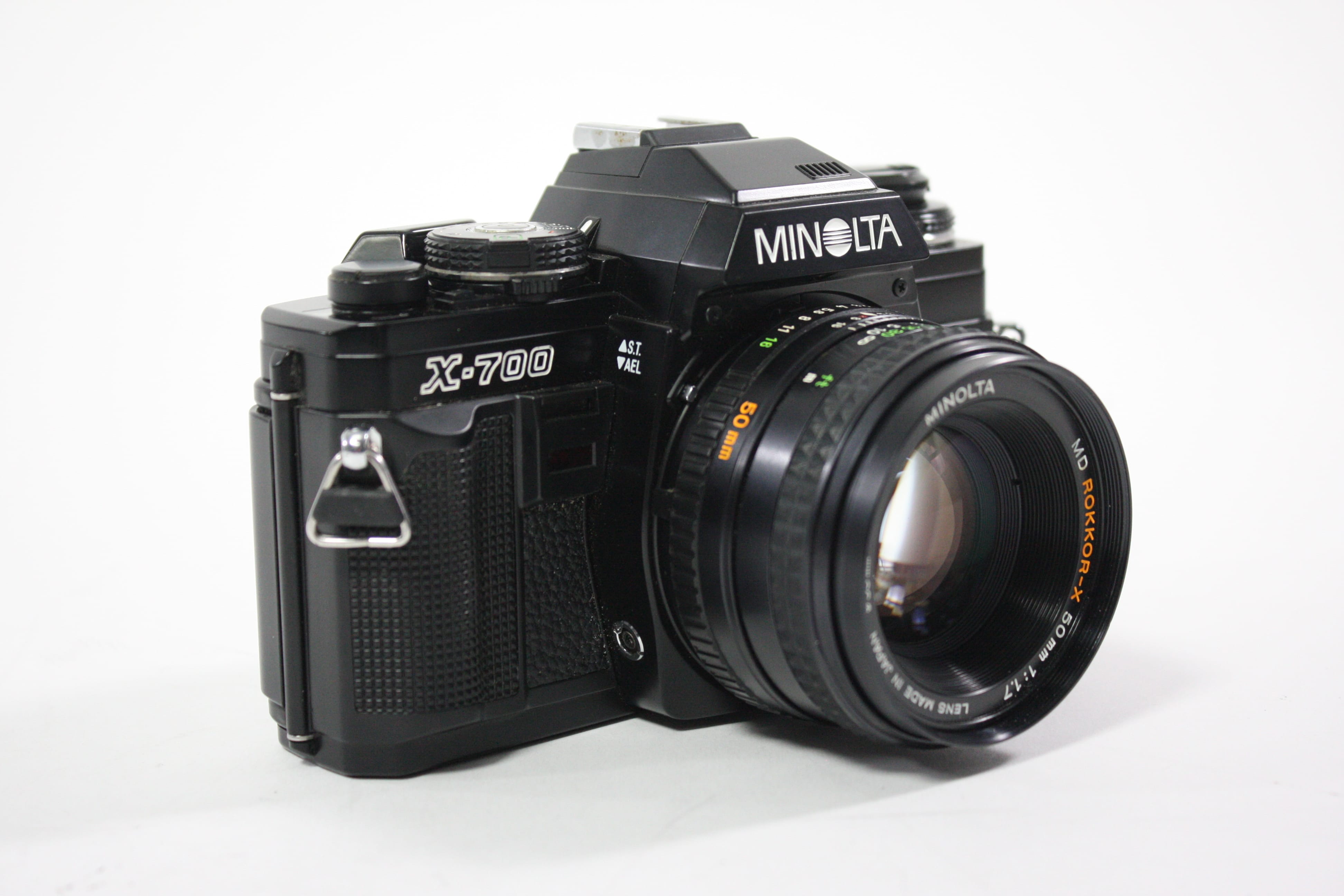 Minolta X-700 35mm SLR Camera with Minolta 50mm f/1.7 MD ROKKOR-X Lens