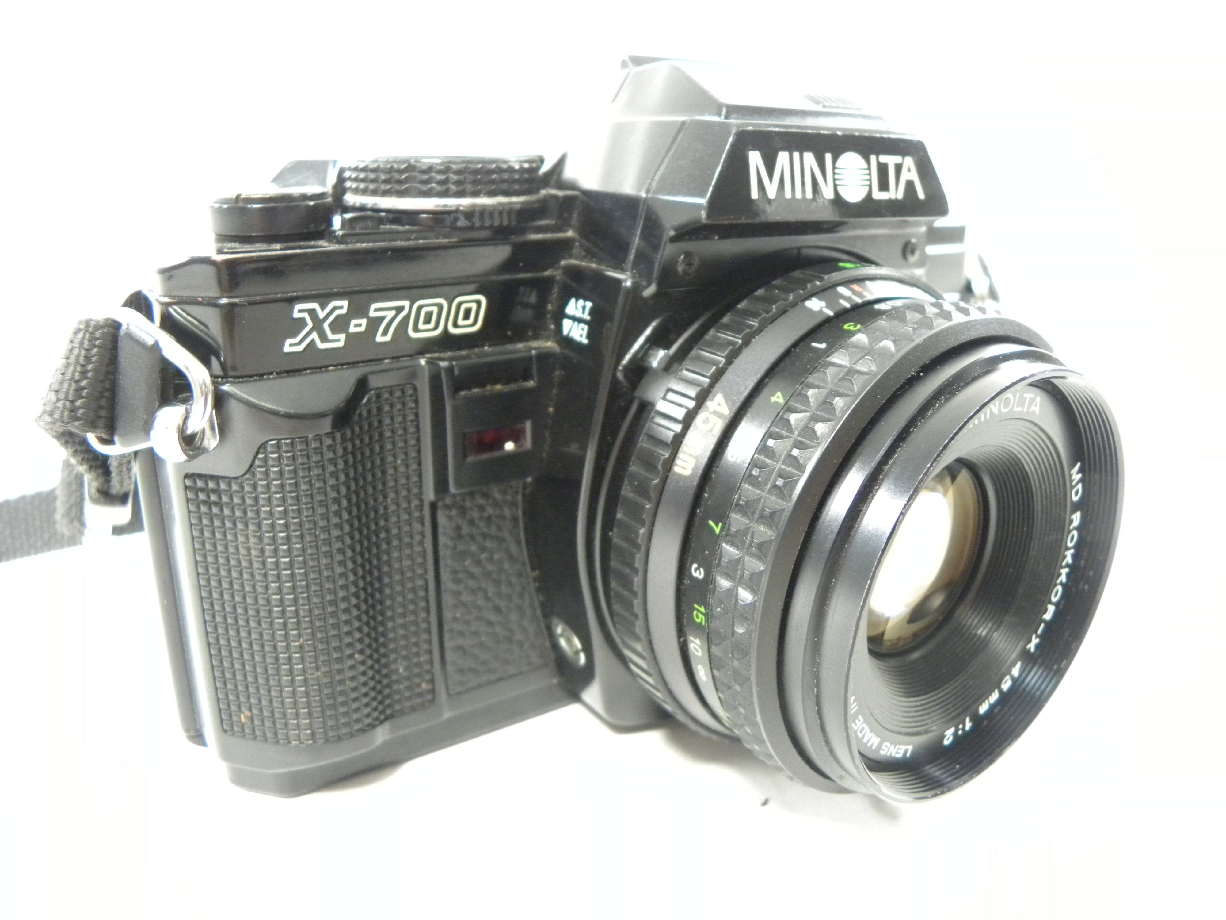Minolta X-700 35mm SLR w/MD 45mm f2