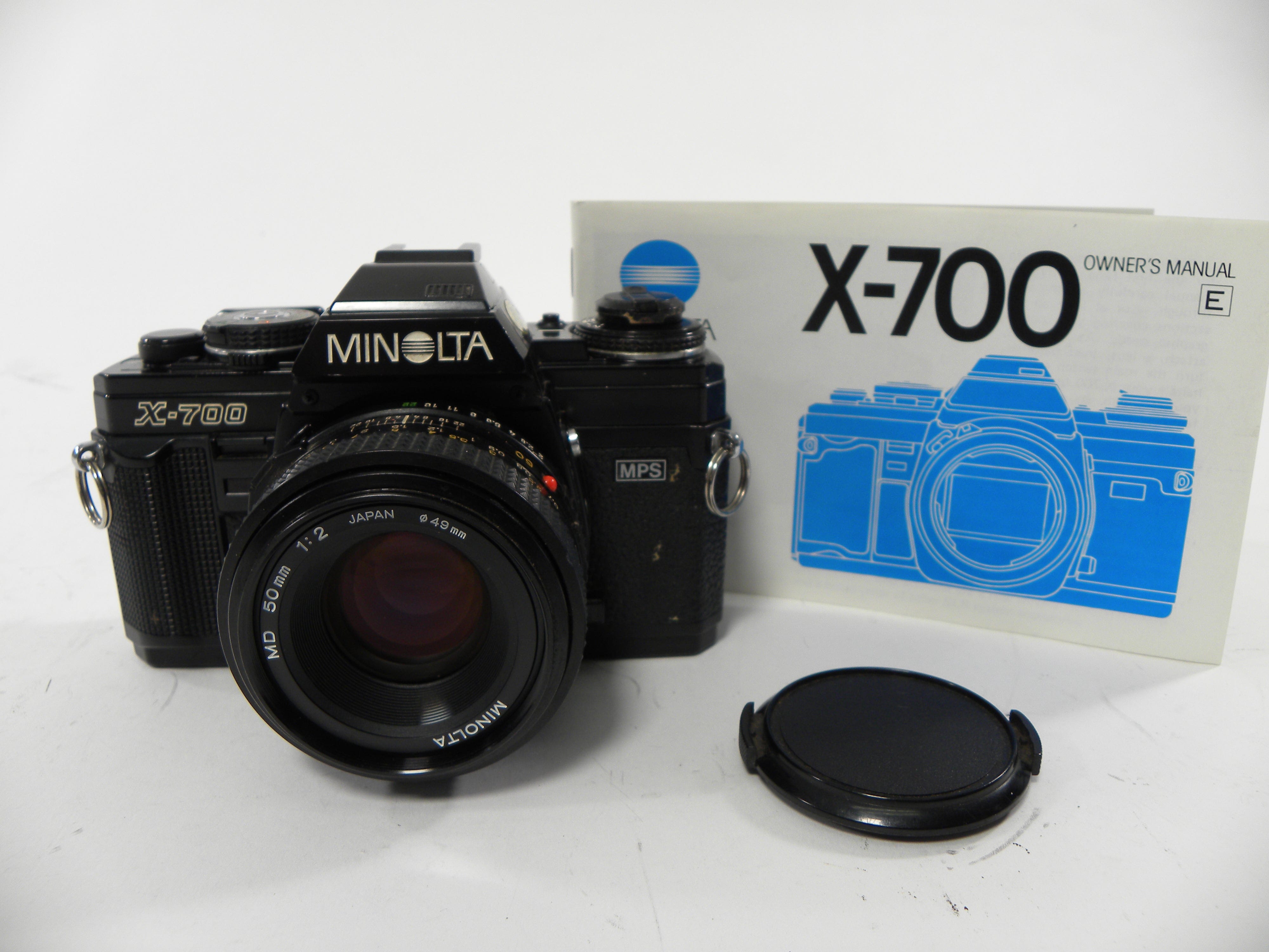 Minolta X-700 35mm SLR w/MD 50mm f2