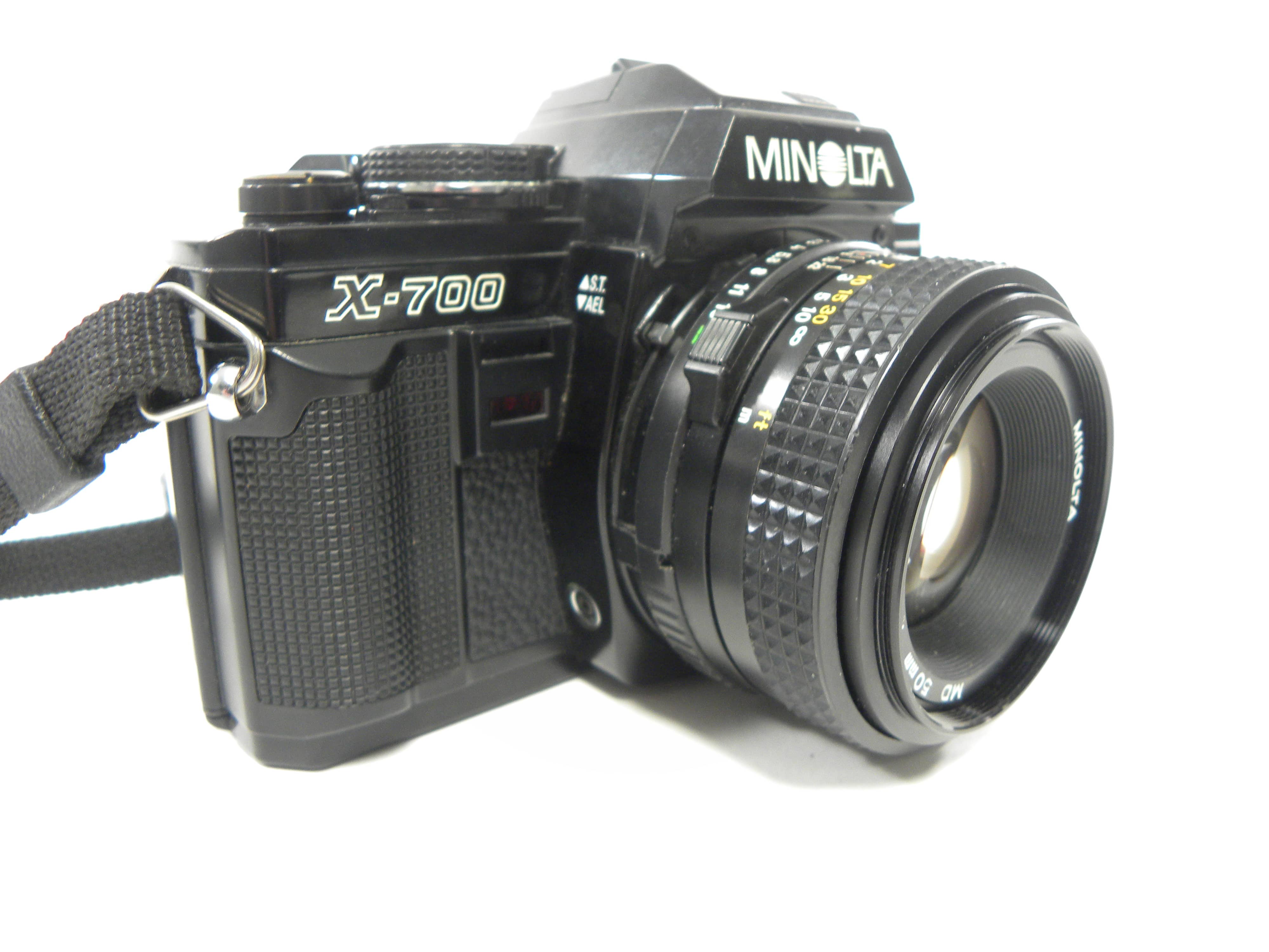 Minolta X-700 35mm SLR w/MD 50mmf1.7