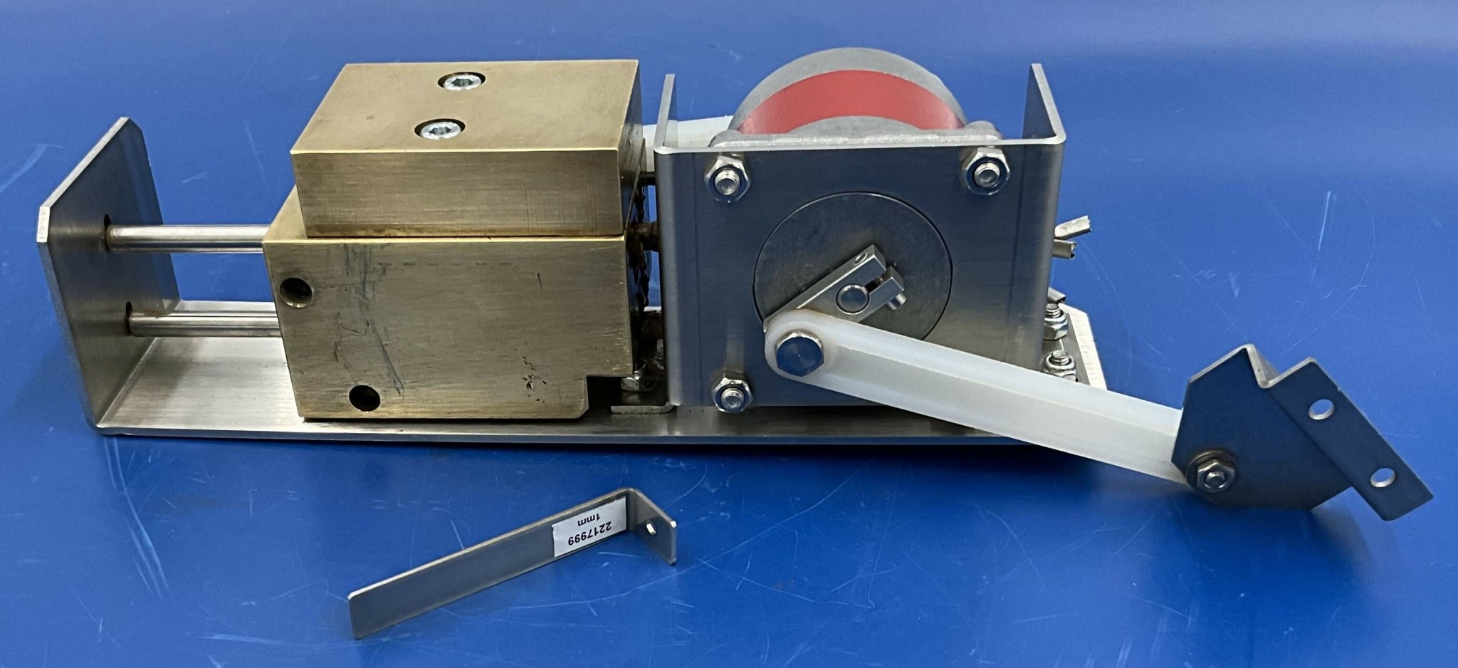 Motor And Counterweight Left Hand (2203332 GE