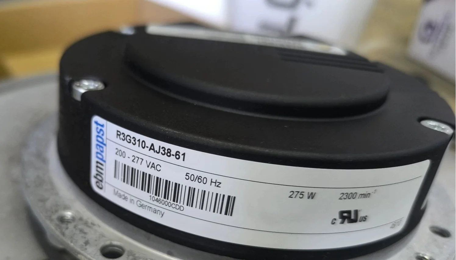 R3G310-AJ38-61 Ebm-papst Centrifugal Fan 200-277V 275W 1.2A 2300Rpm Motor M3G084-DF
