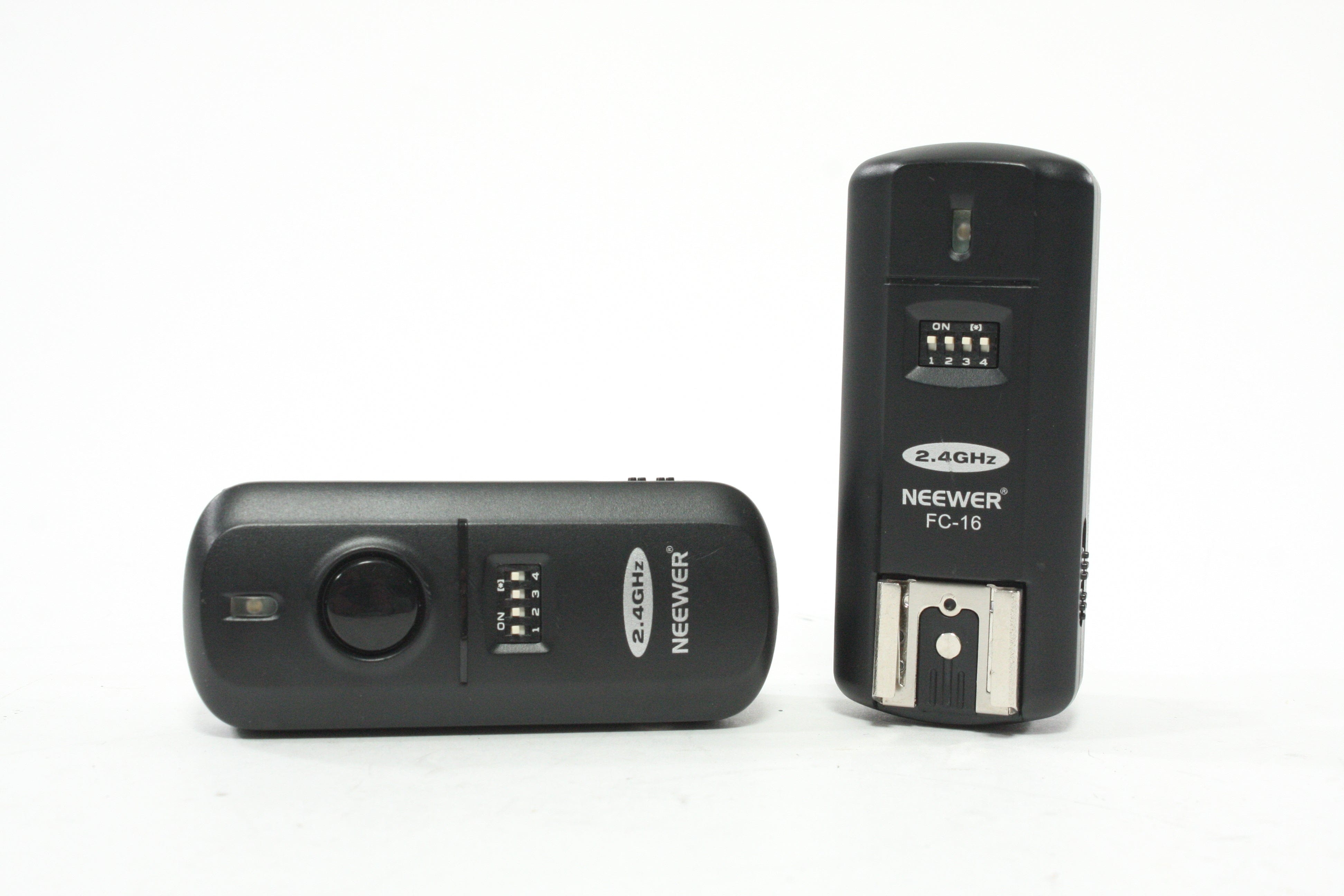 Neewer FC-16 Multi-Channel Wireless Universal Transmitter/wireReciever