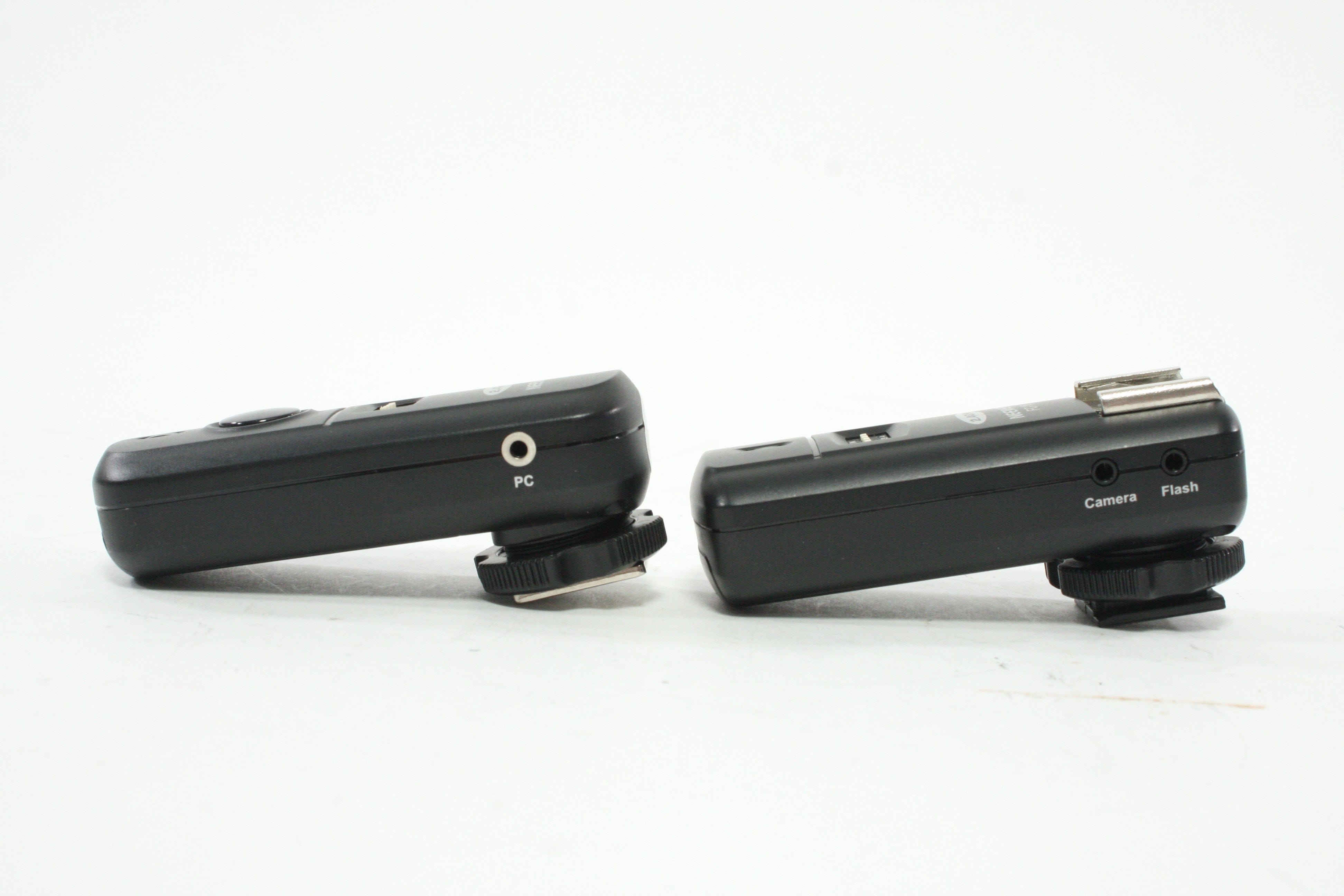 Neewer FC-16 Multi-Channel Wireless Universal Transmitter/wireReciever