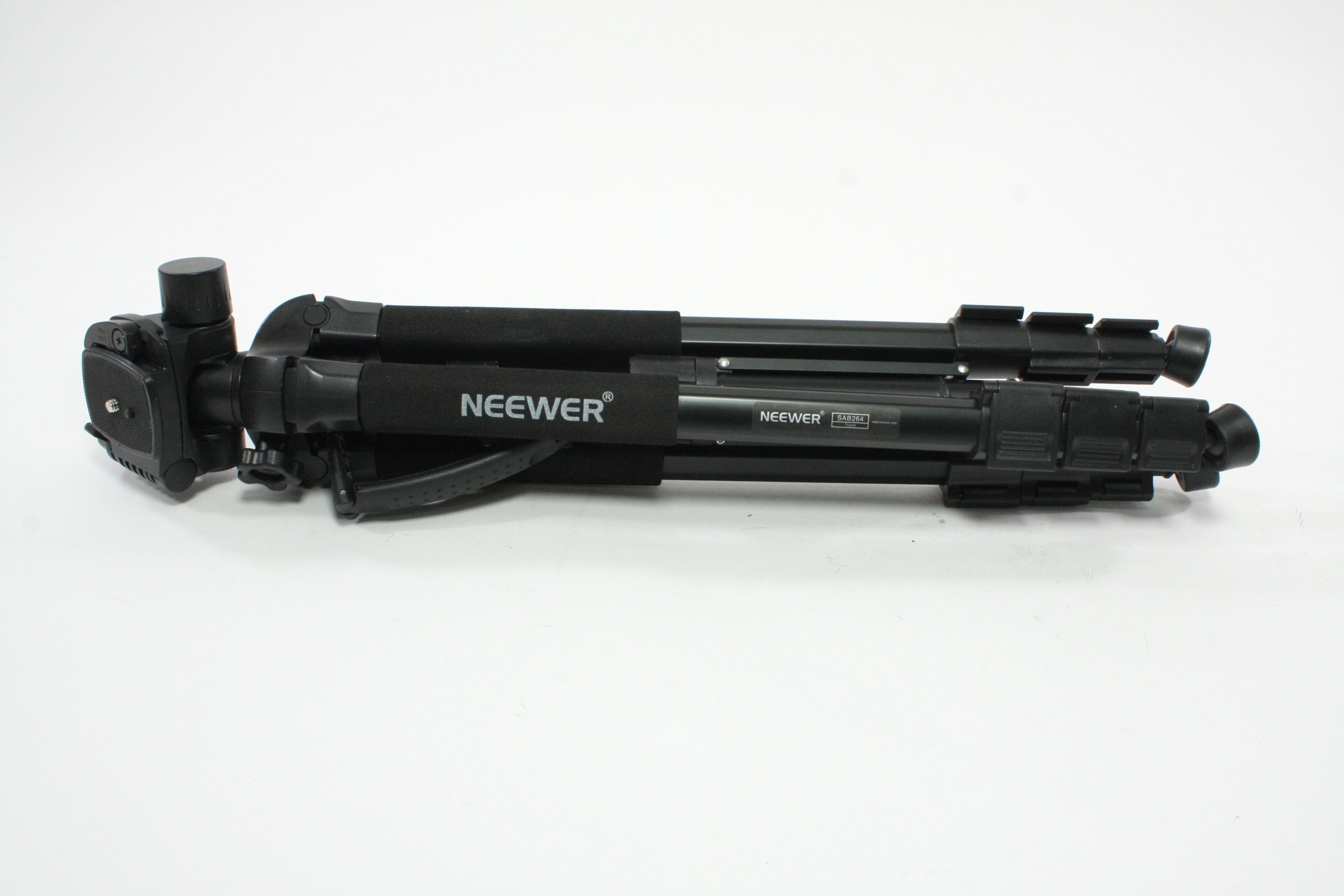 Neewer SAB264 Tripod with Quick Release