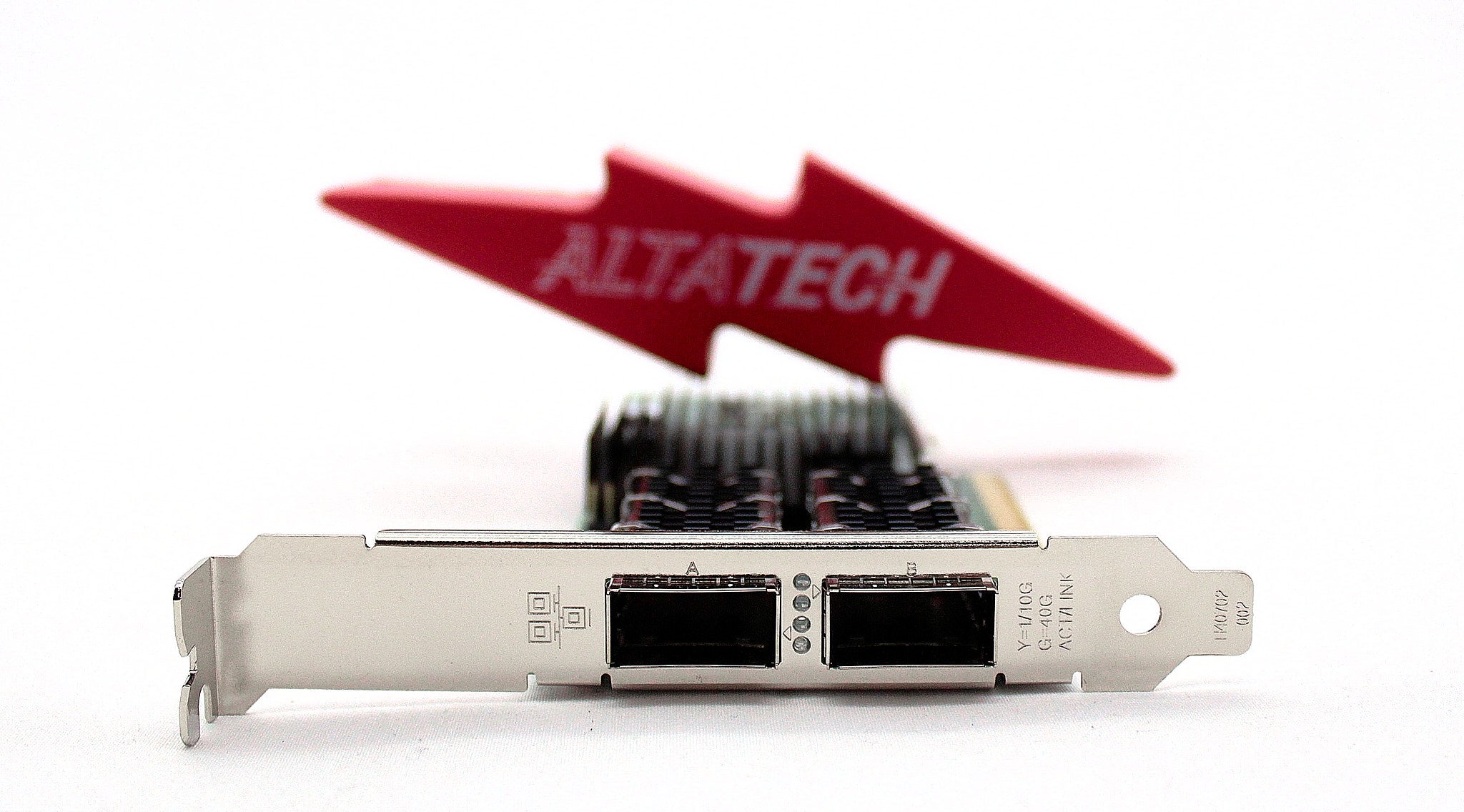 NETAPP 111-03380 NetApp 2-Port 10/40GB QSFP+ PCIE