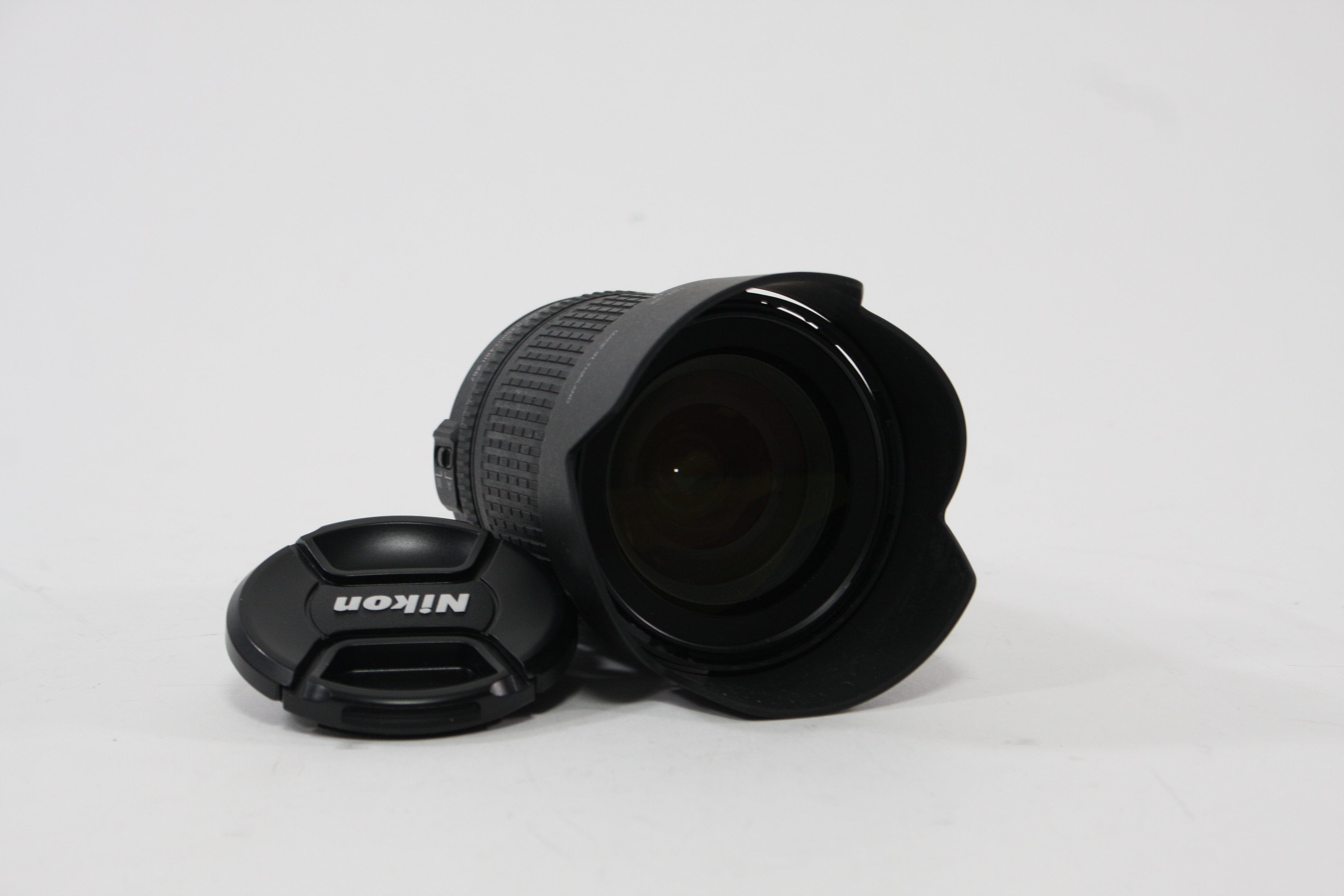 Nikon 18-135mm f/3.5-5.6G ED DX AF-S