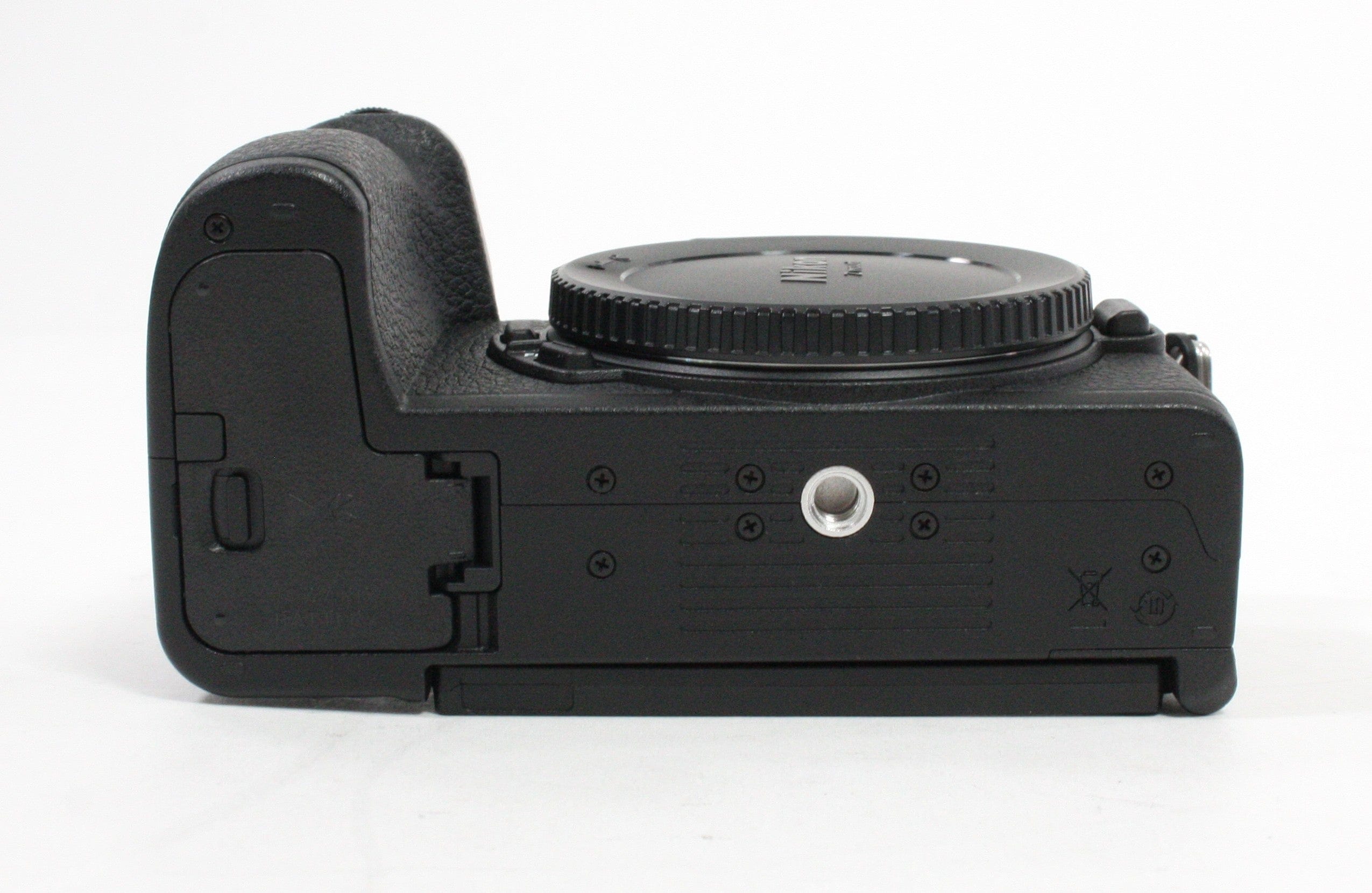 Nikon 250II Mirrorless Digital Camera with Shutter Count ONLY 52.  Includes 2 Lens Kit (see description).