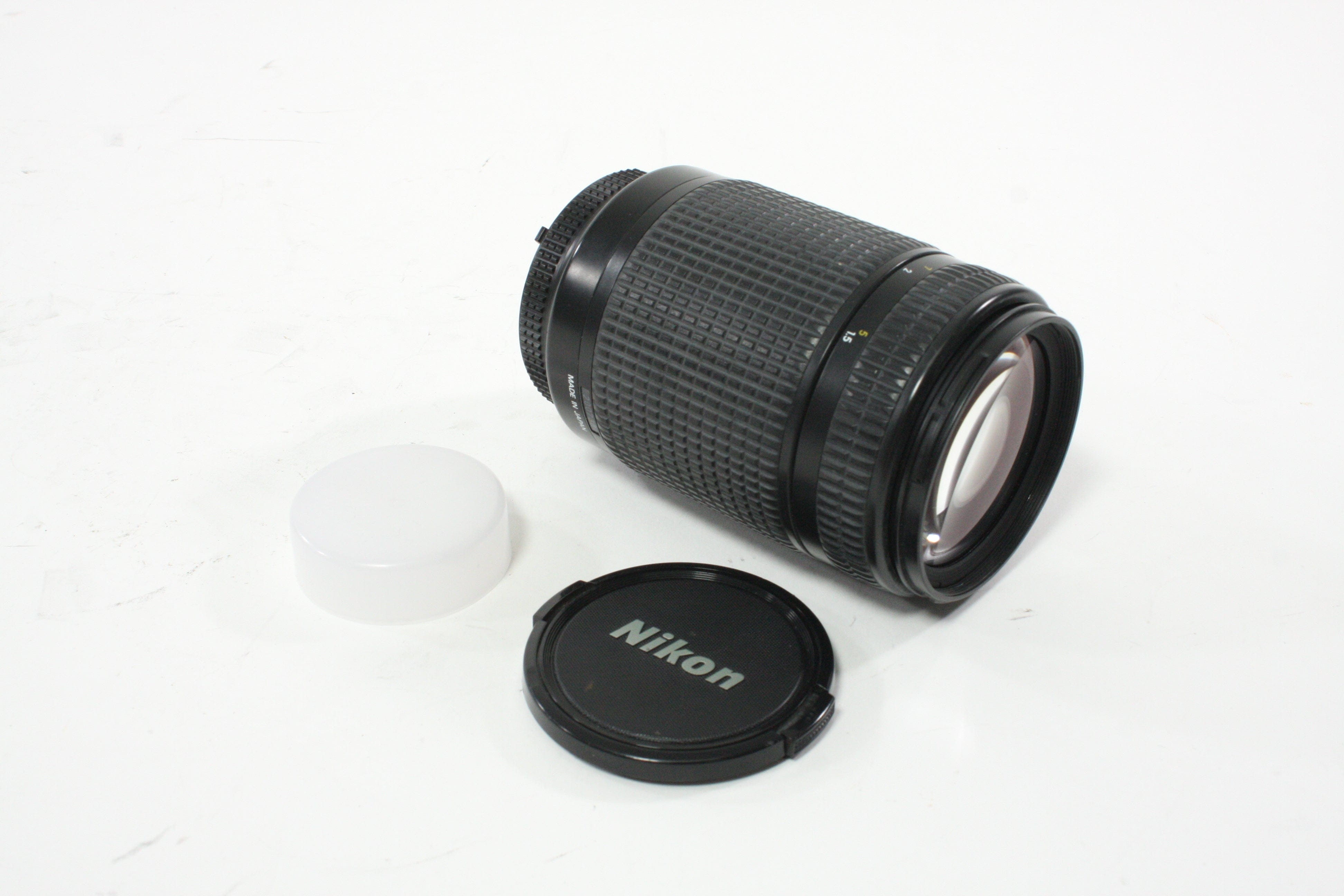 Nikon 70-300mm f/4-5.6 D ED AF Lens for Nikon F Mount