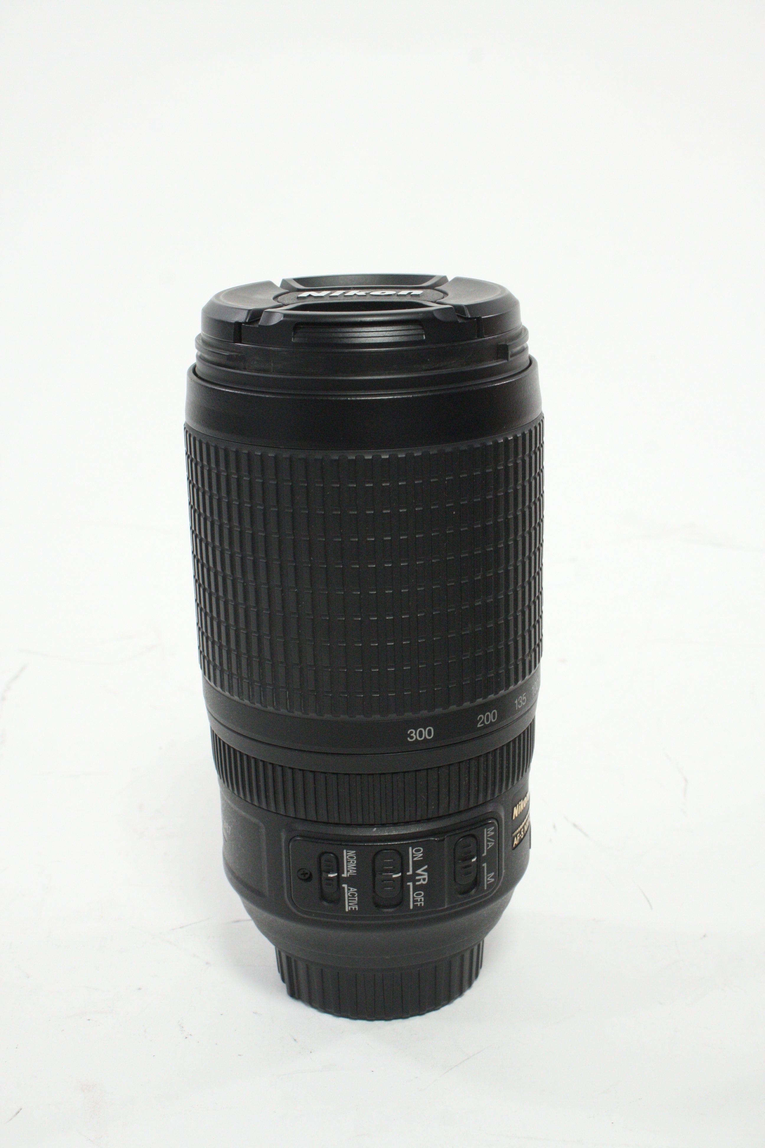 Nikon AF 70-300mm f/4.5-5.6G VR Lens for Nikon F Mount