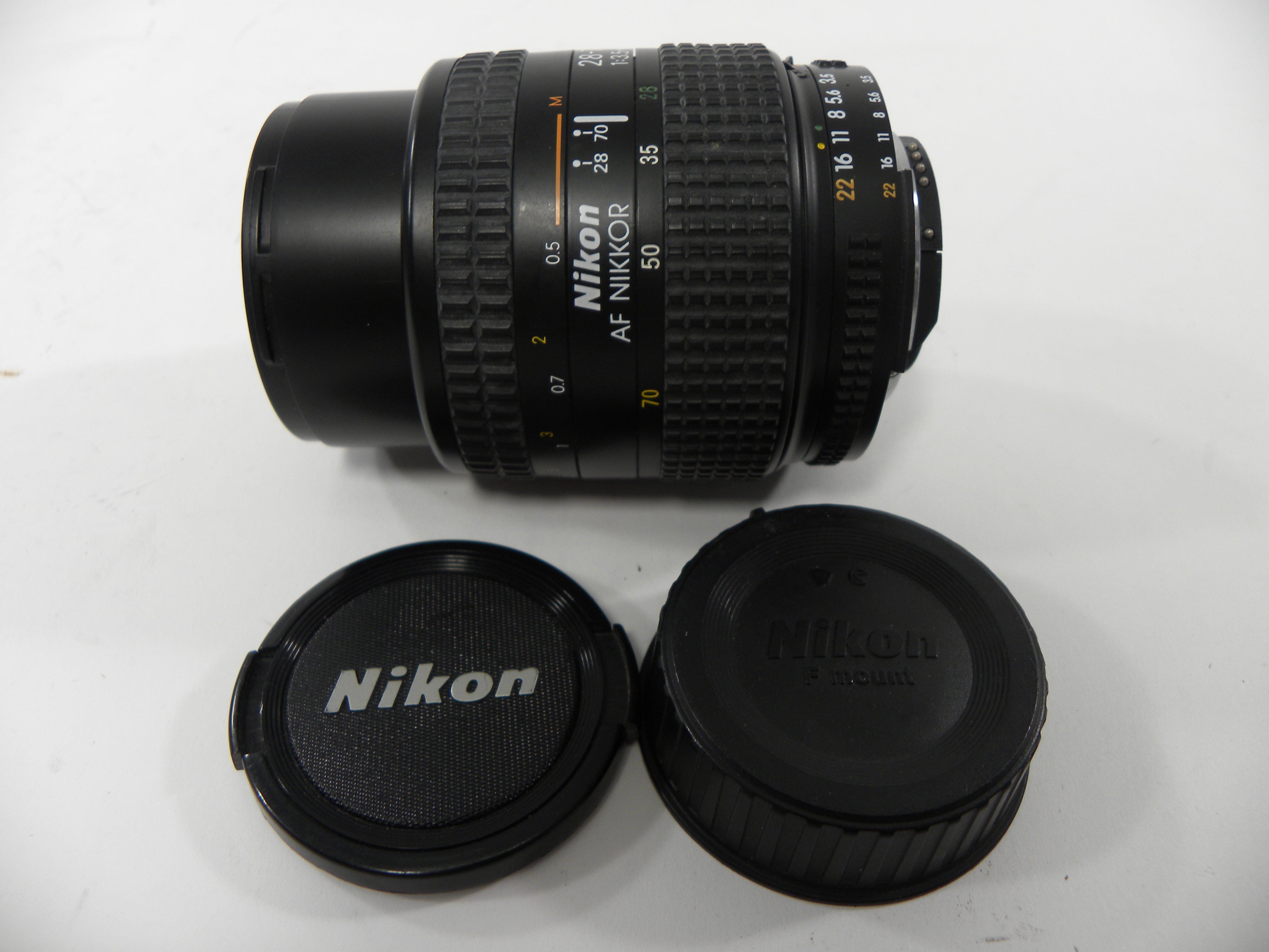 Nikon AF Nikkor 28-70mm f3.5-4.5D