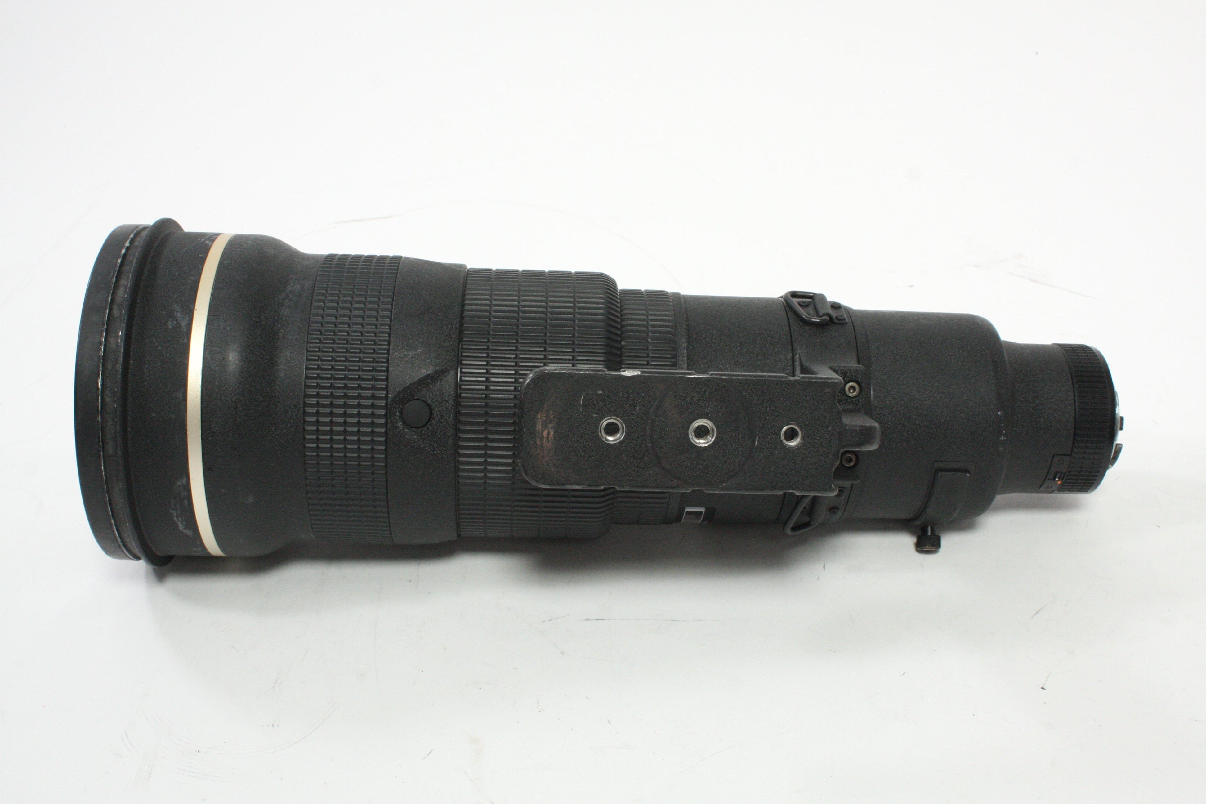 Nikon AF-S 500mm f/4 D Lens for Nikon F with a CT-502 Hard Case