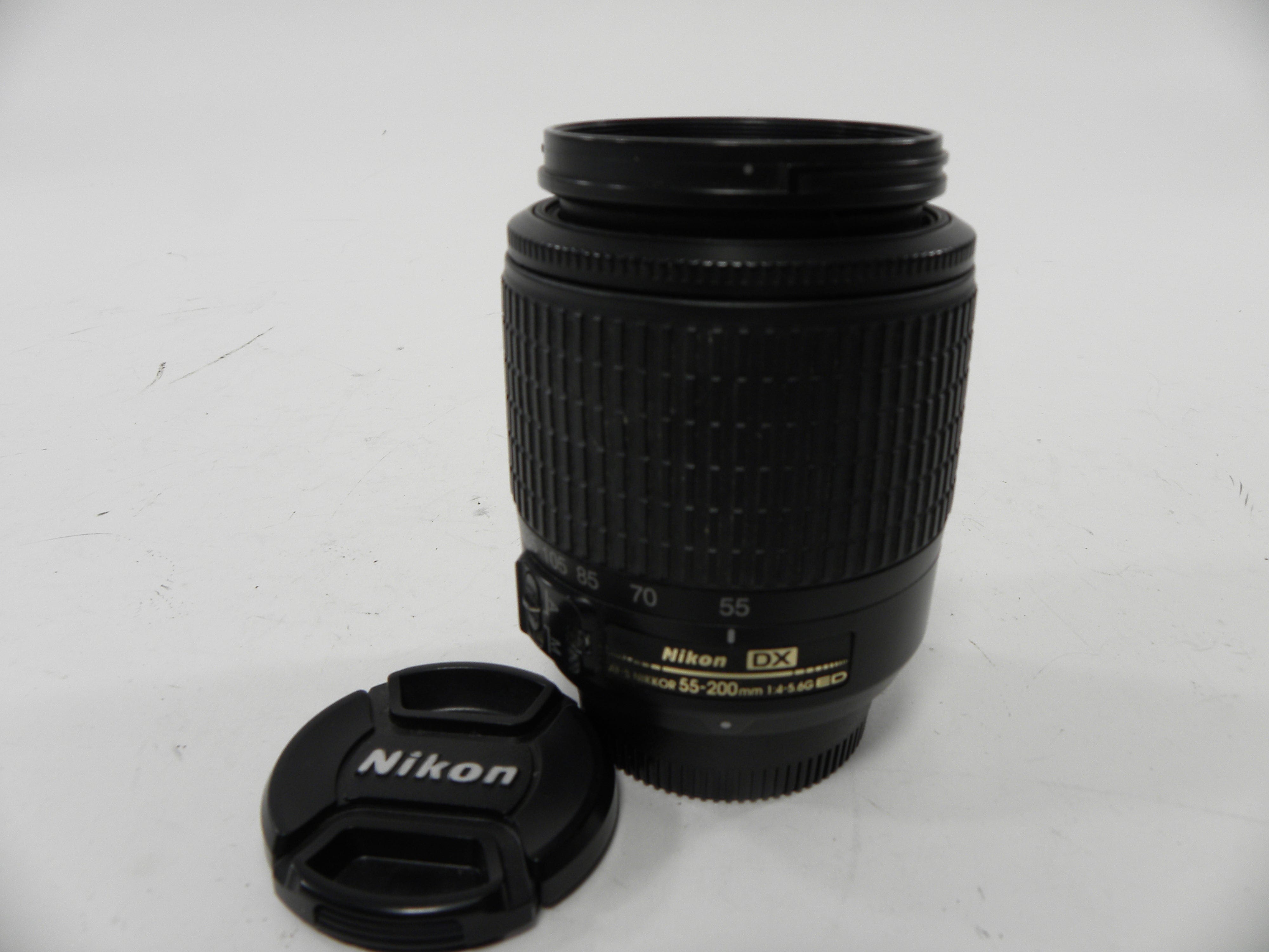 Nikon AF-S Nikkor DX ED 55-200 f4-5.6  F Mount   AS IS!!