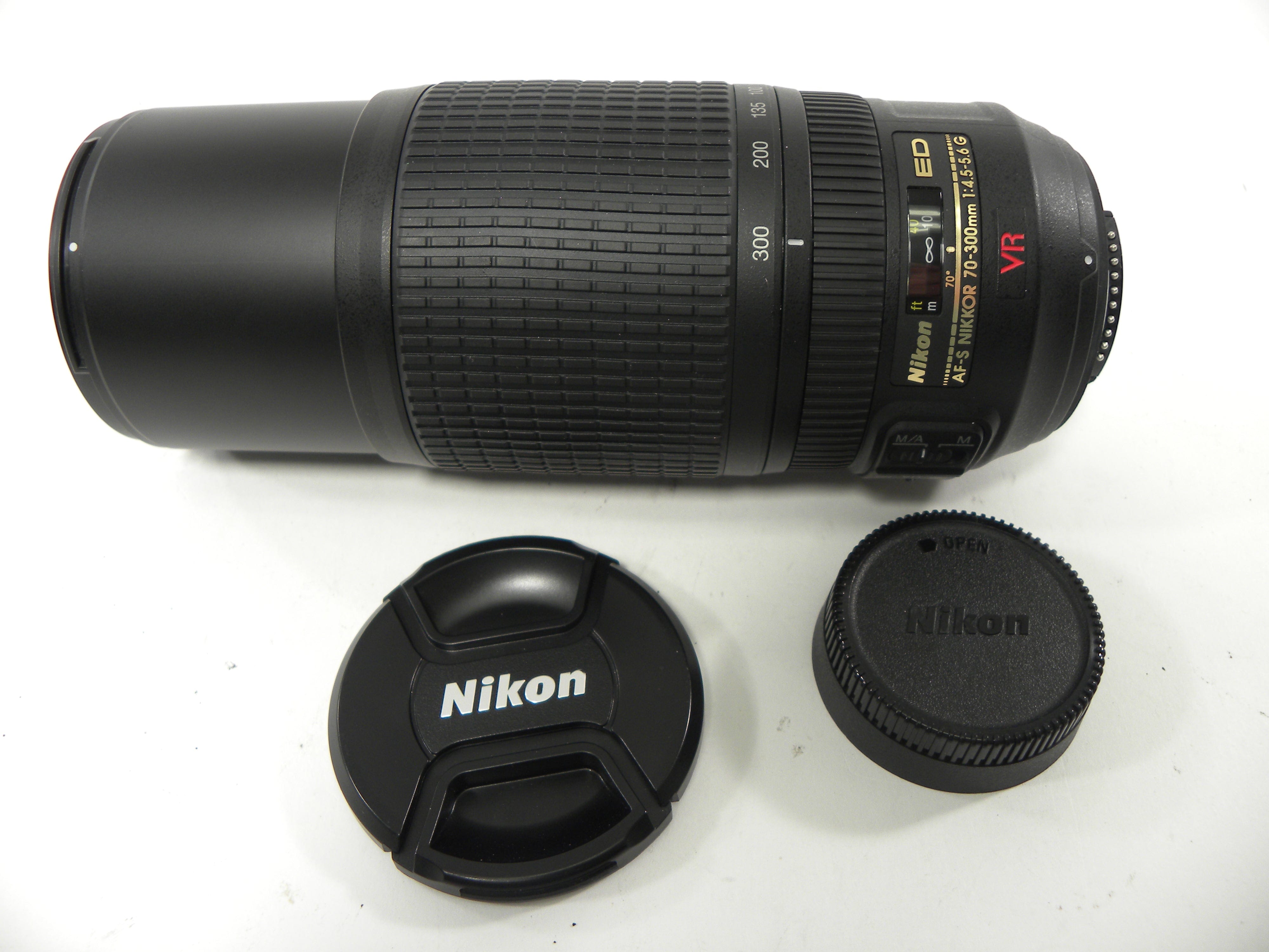 Nikon AF-S Nikkor ED VR IF  70-300 f4.5-5.6G