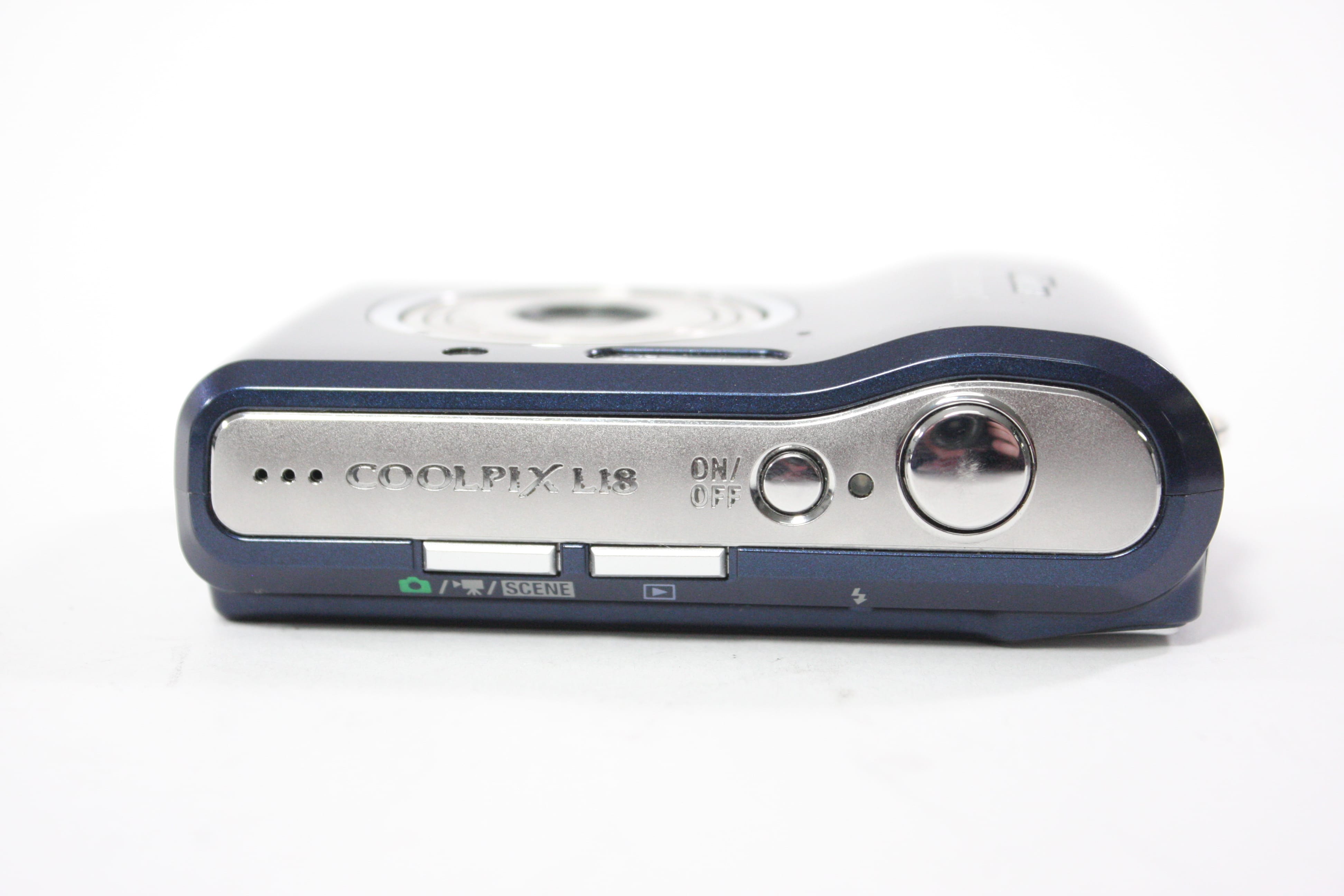 Nikon Coolpix L18 Digital Point and Shoot Camera 3x Zoom 8mp (Blue)