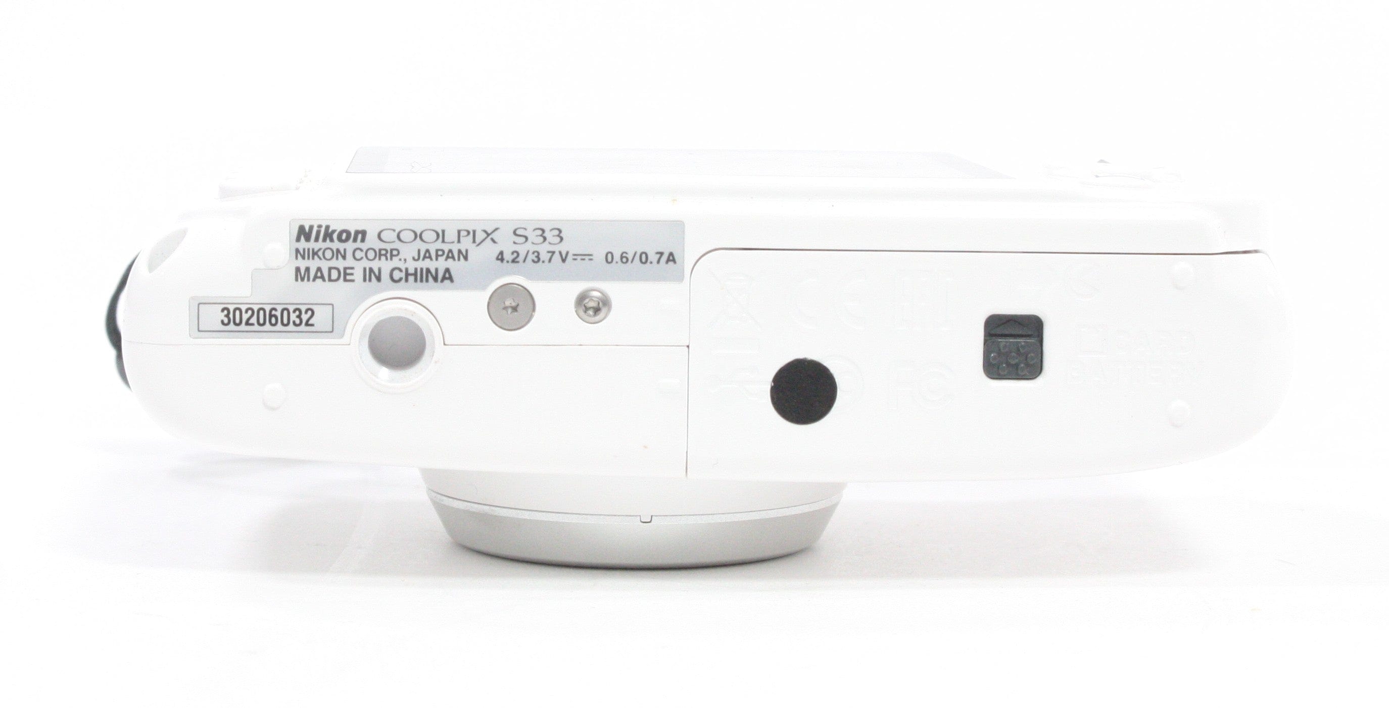 Nikon Coolpix S33 Waterproof Digital Camera (White)