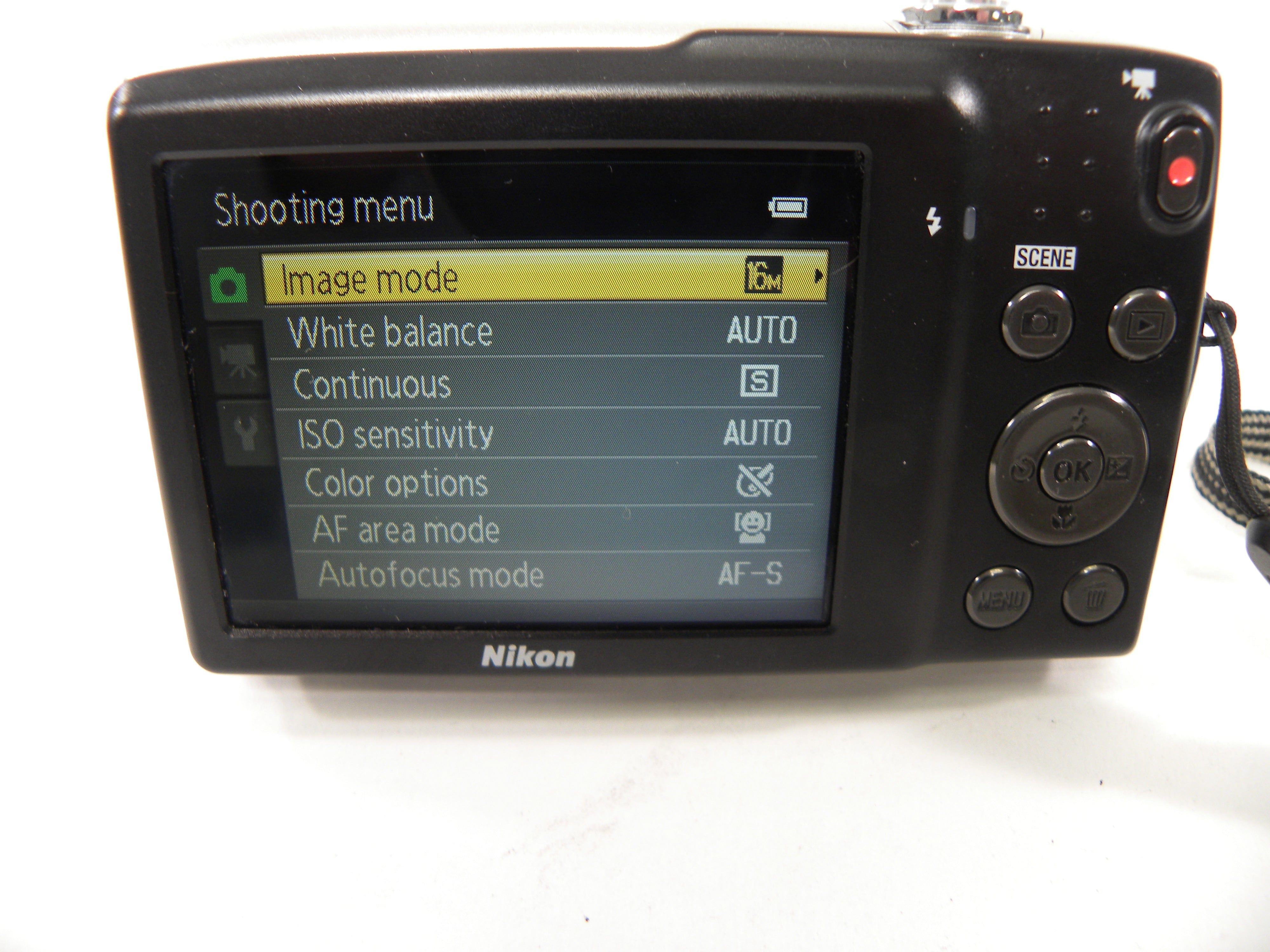 Nikon Coolpix S3300 16.0mp Digital Camera