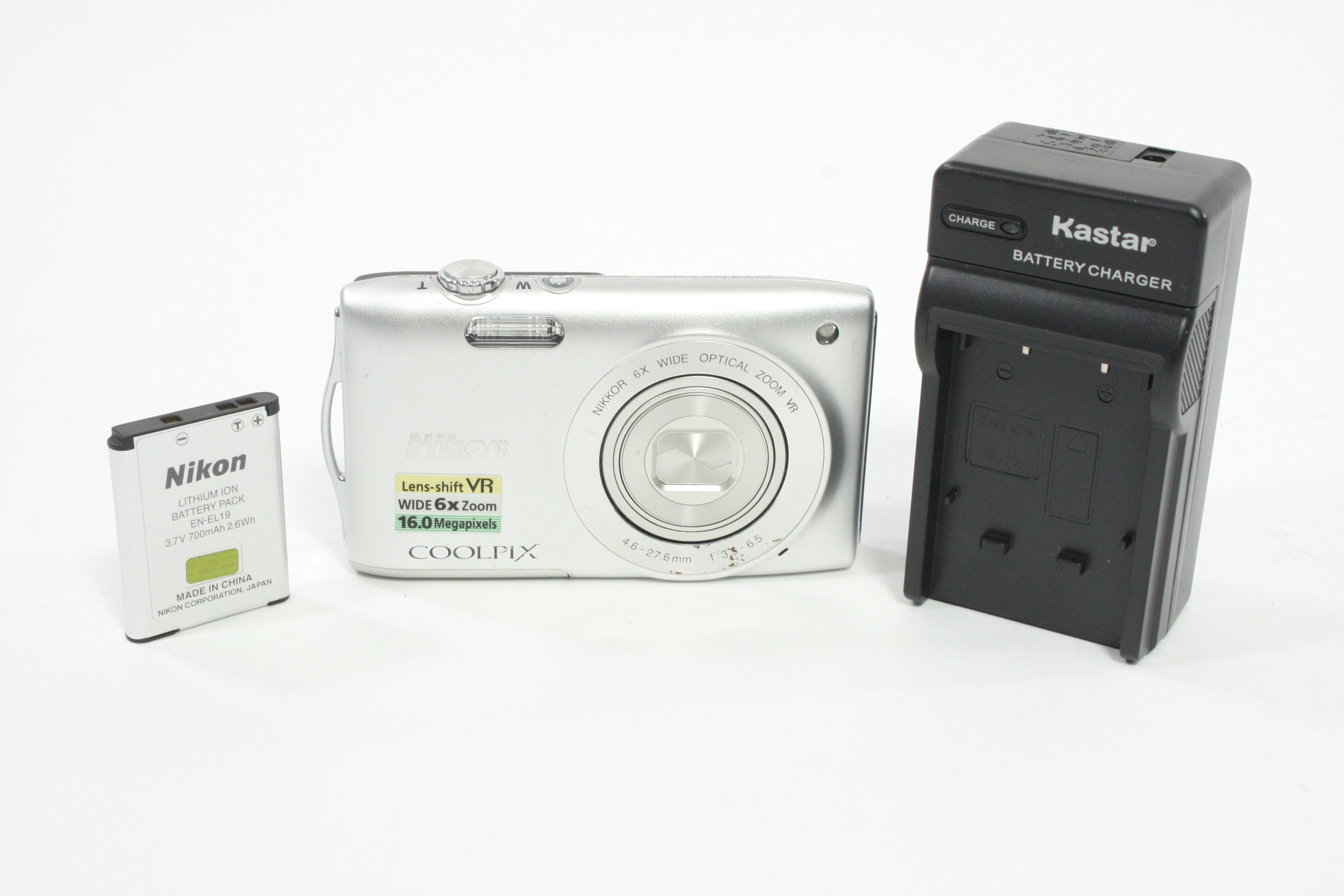 Nikon Coolpix S3300 Digital Point-and-Shoot 6x Zoom 16.0mp