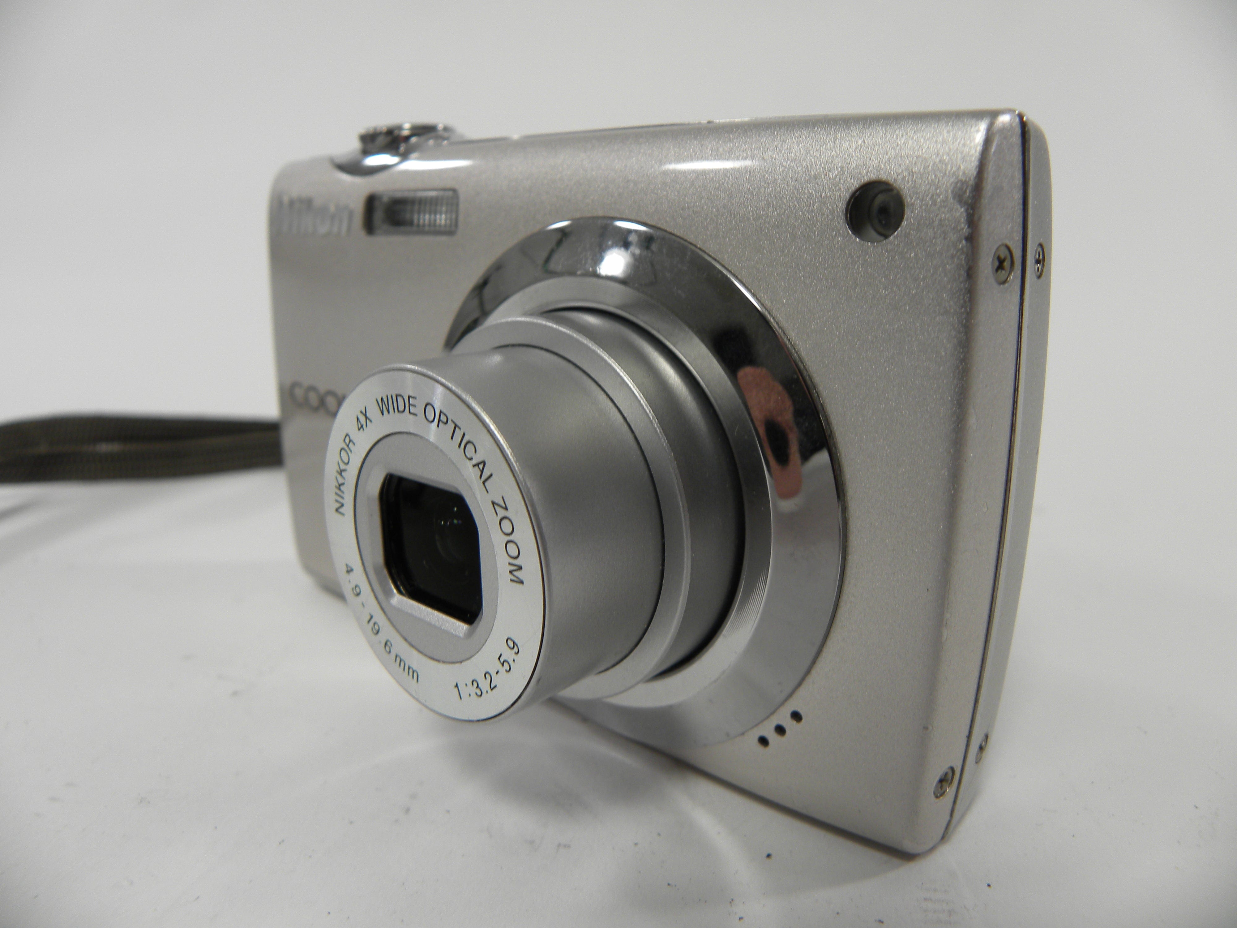 Nikon Coolpix S4000 12.0mp Digital Camera
