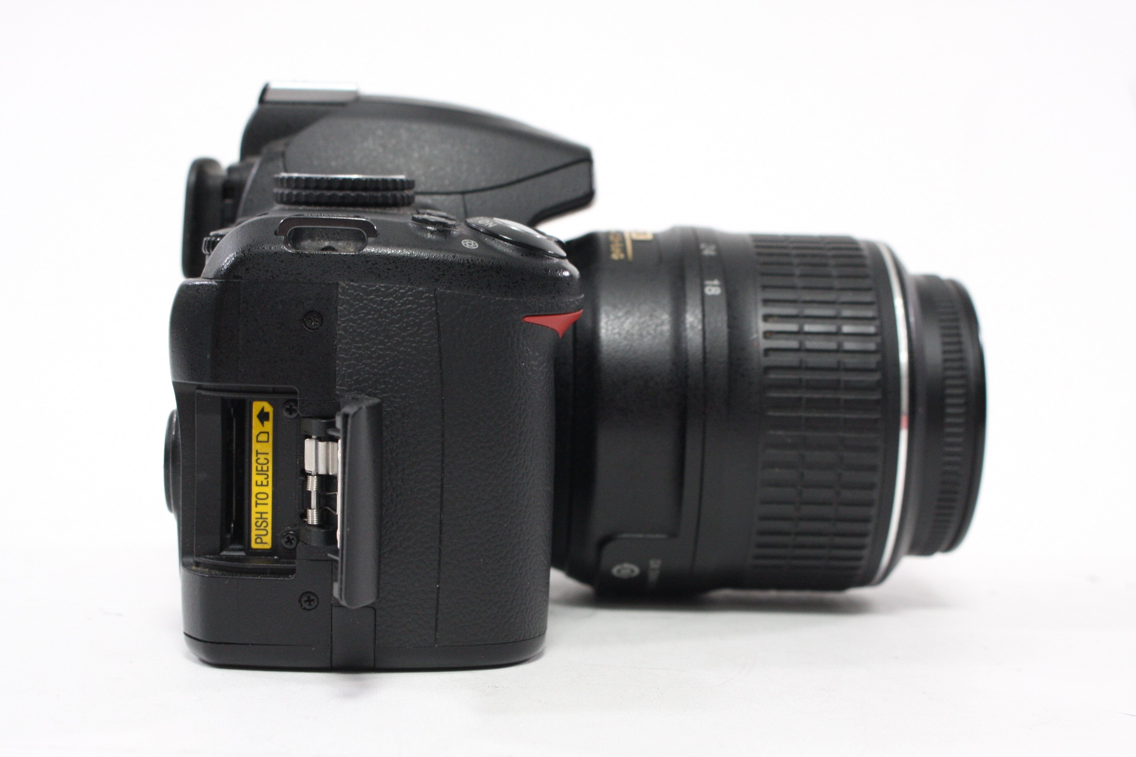 Nikon D3000 DLSR Camera with 18-55mm f/3.5-5.6G Lens with Shutter Count 8,795