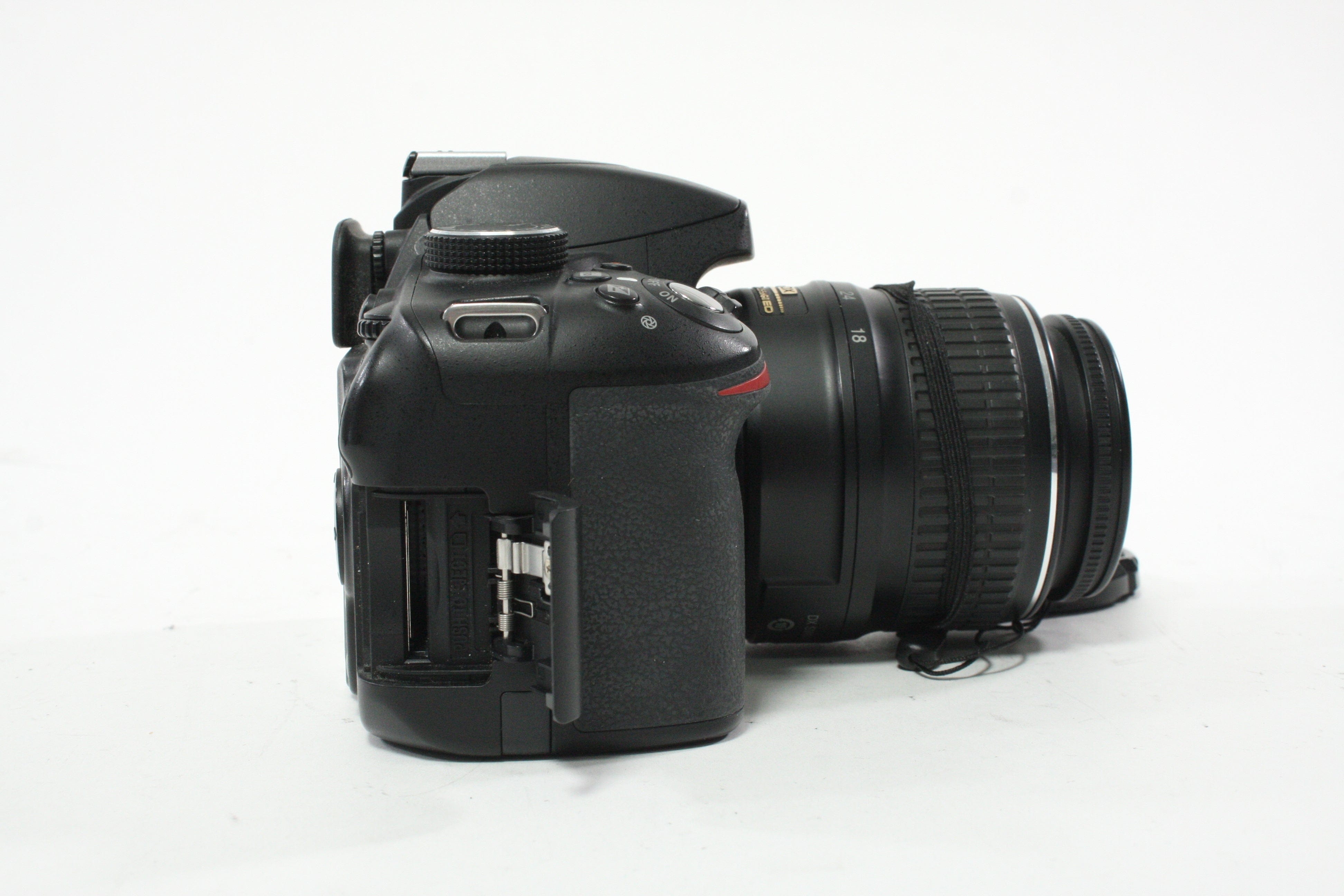 Nikon D3200 DSLR Camera With 18-55mm f/3.5-5.6 Lens Shutter Count 6,702