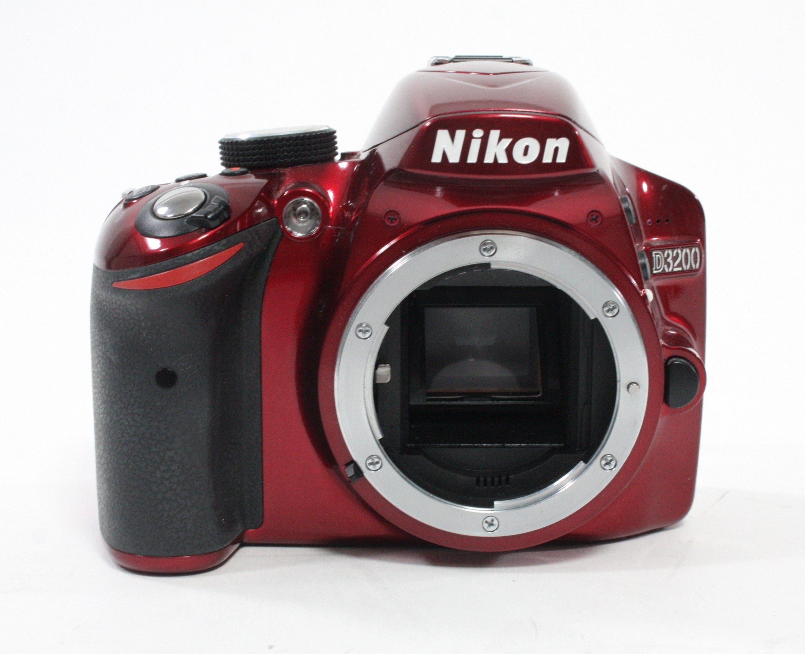 Nikon D3200 DSLR with 18-55 f/3.5-5.6 GVRII Lens with Shutter Count 3,531 (Red)