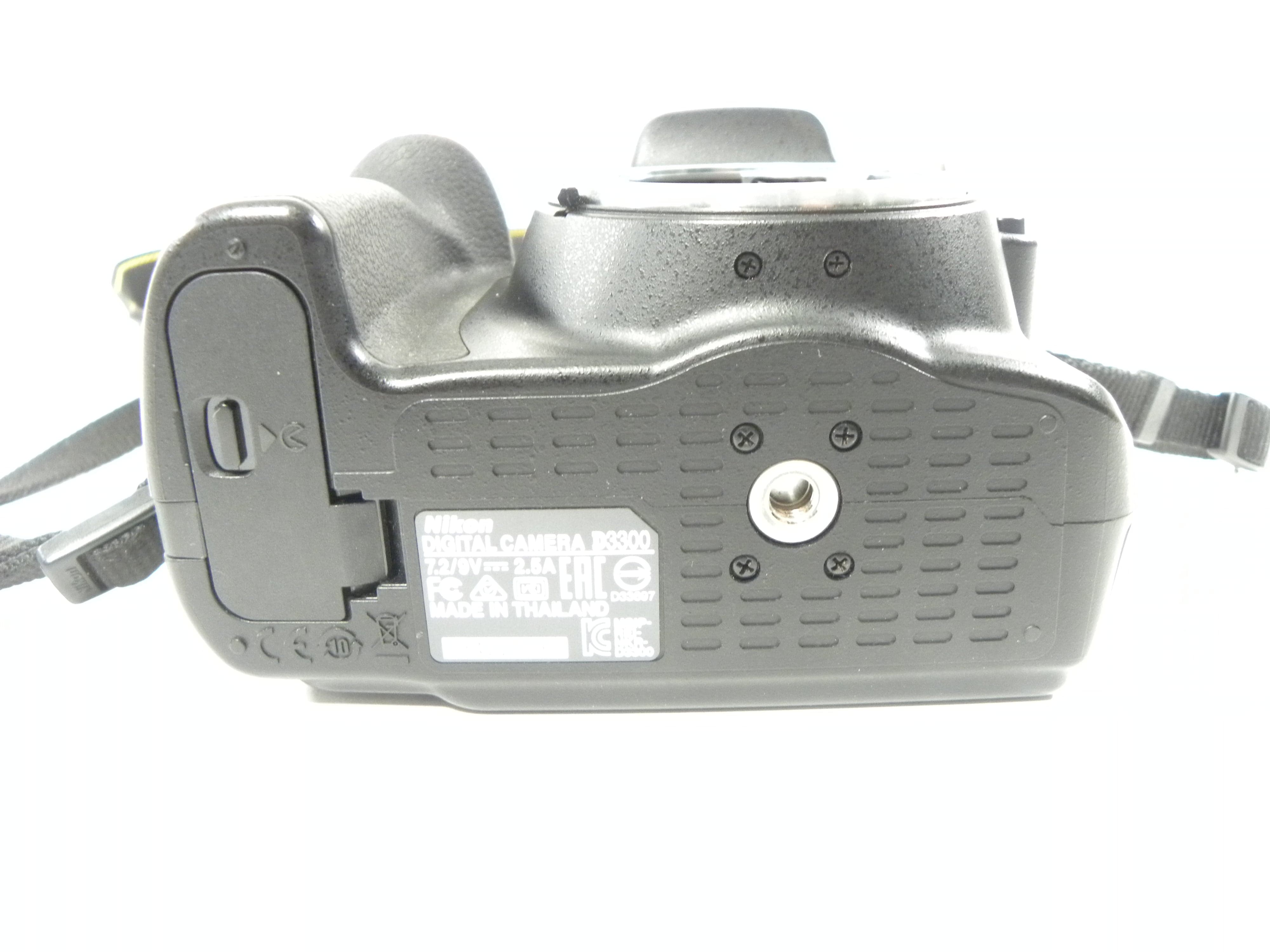 Nikon D3300 24.2mp Digital SLR Body Only Shutter Ct. 2,127