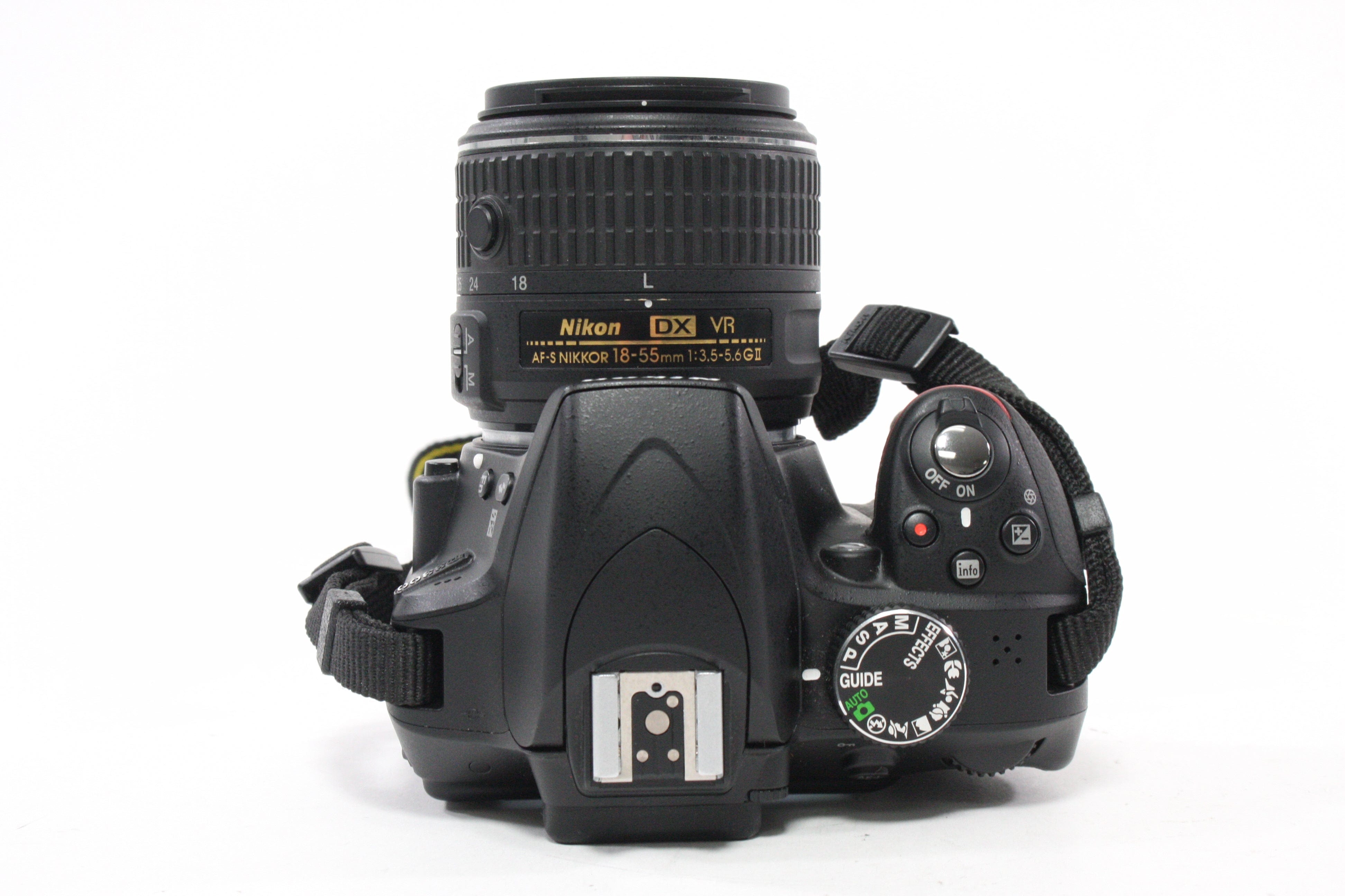 Nikon D3300 DSLR with 18-55mm f/3.5-5.6 II AF-S Lens Shutter Count 565