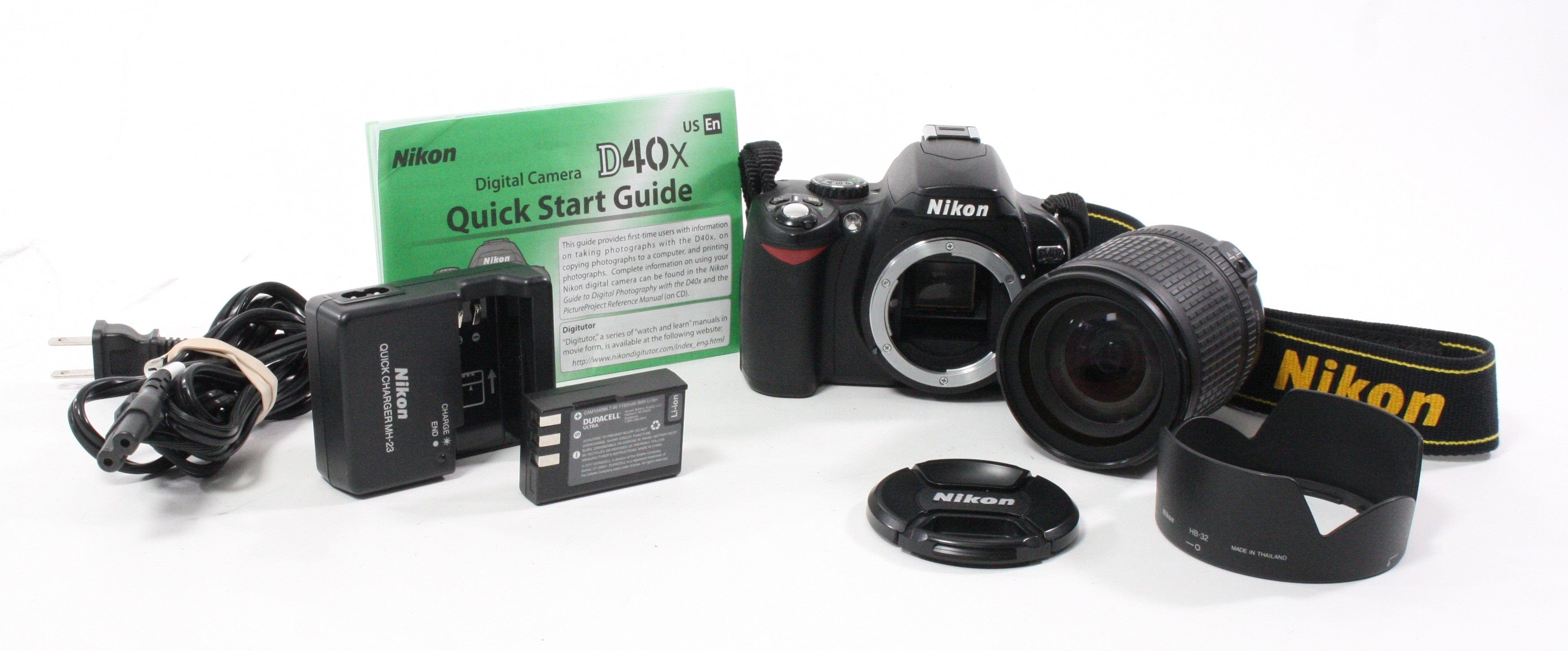 Nikon D40X Digital SLR Camera with 18-135mm f/3.5-5.6G w Shutter Count 23,048