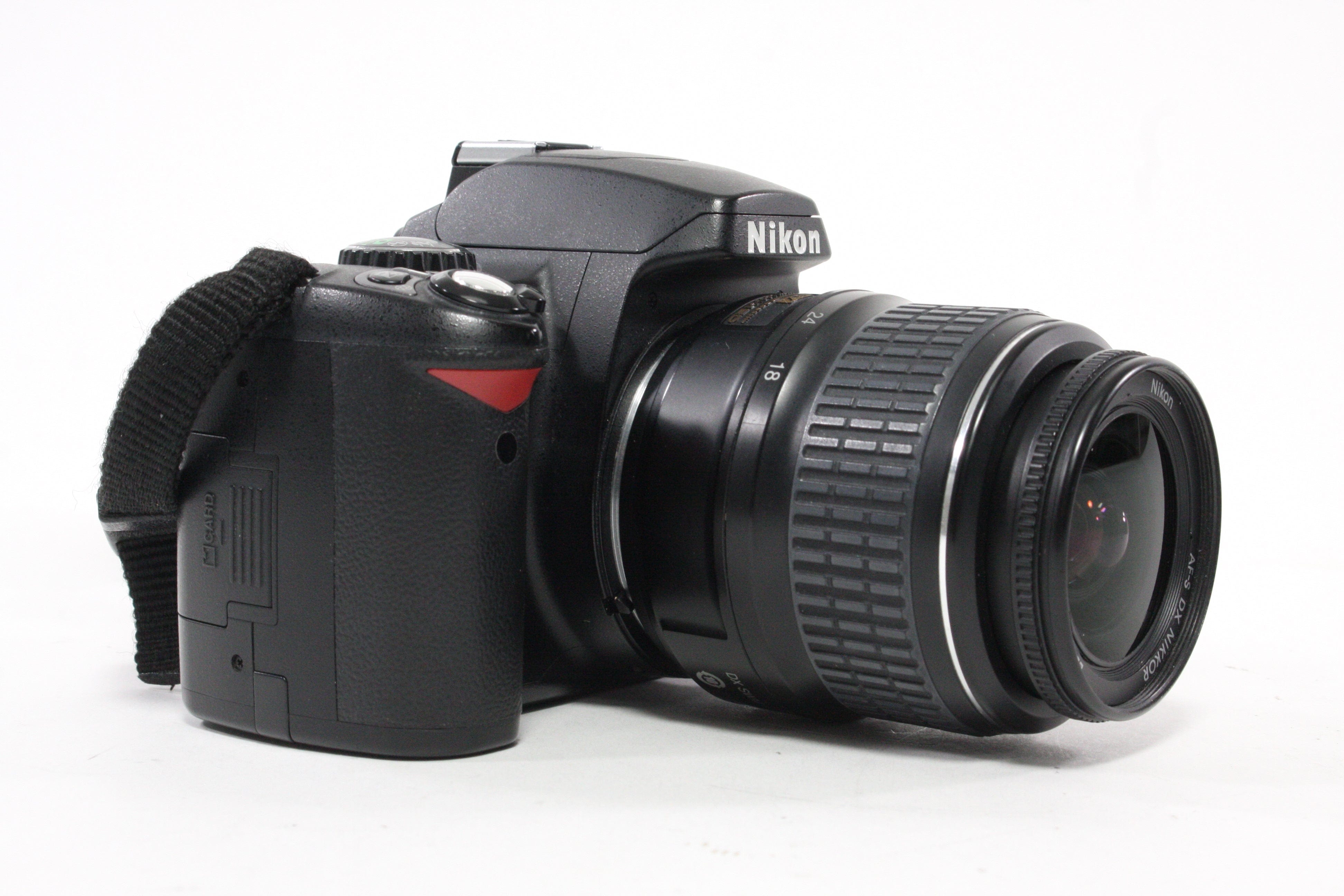 Nikon D40X with 18-55mm f/3.5-5.6G II Lens with Shutter Count 6,273