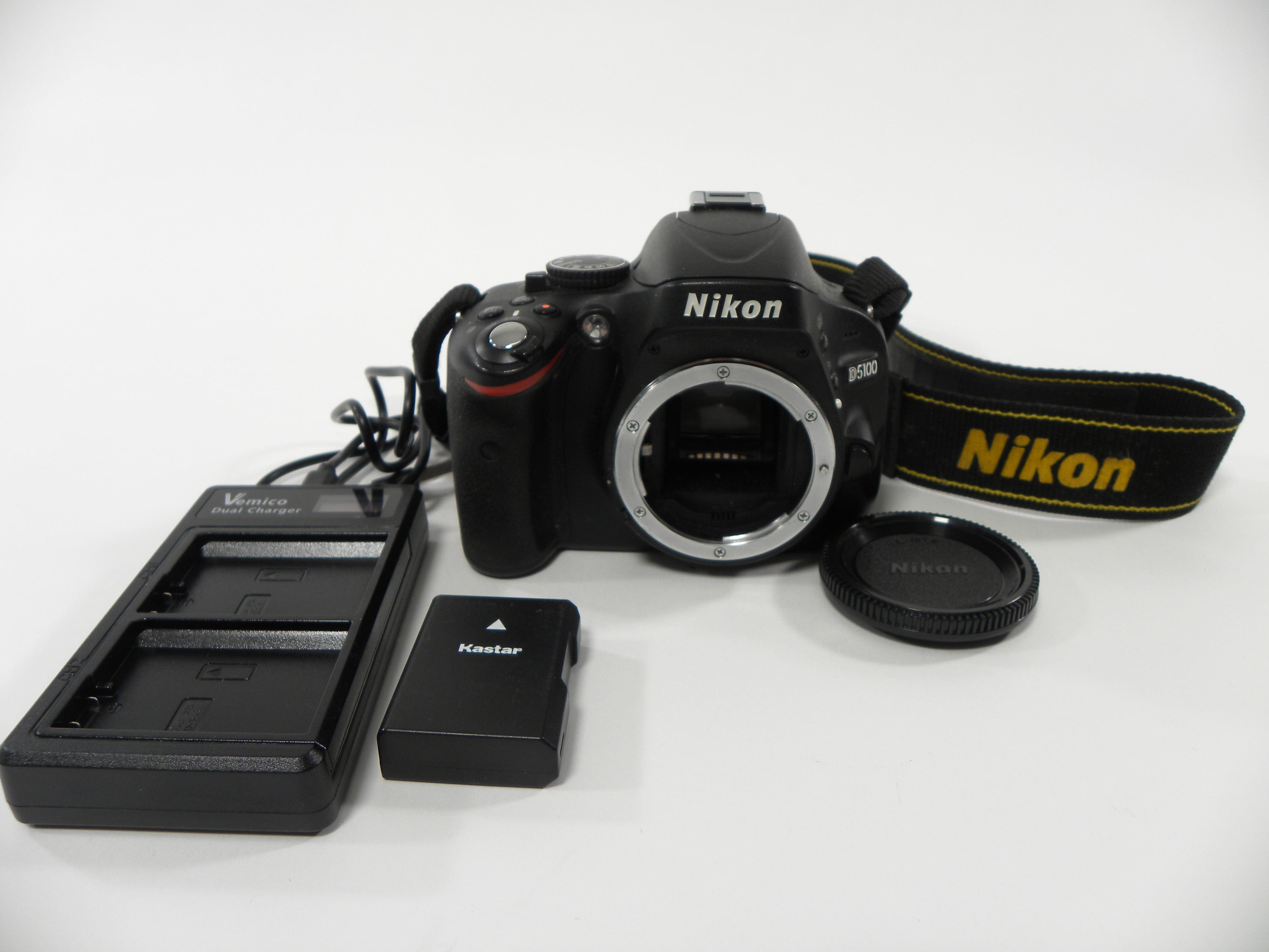 Nikon D5100 16.2mp Digital SLR Body Only Shutter Ct. 8,391