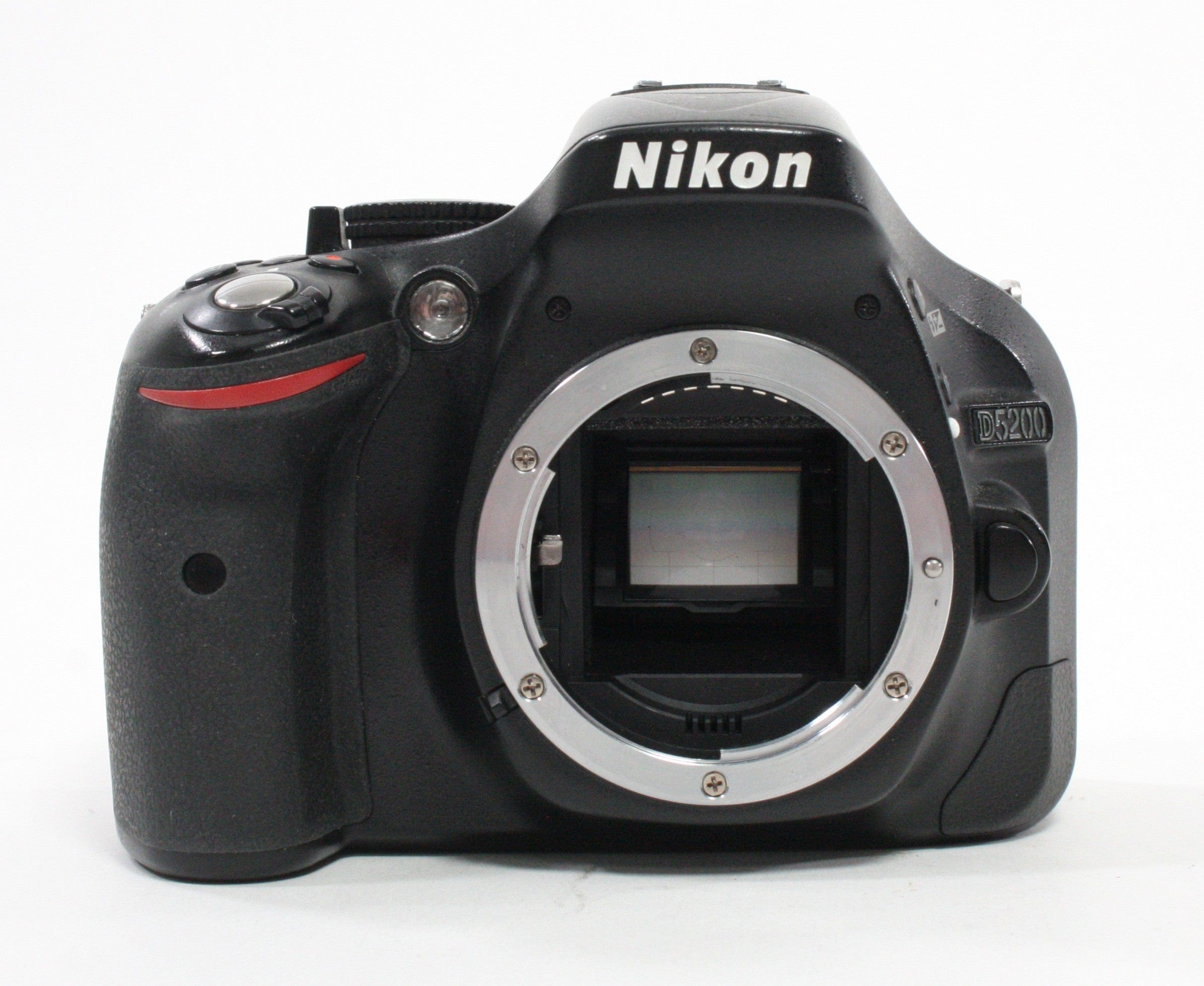 Nikon D5200 Digital Camera with 18-55mm f/3.5-5.6 VR Lens SC#10,887