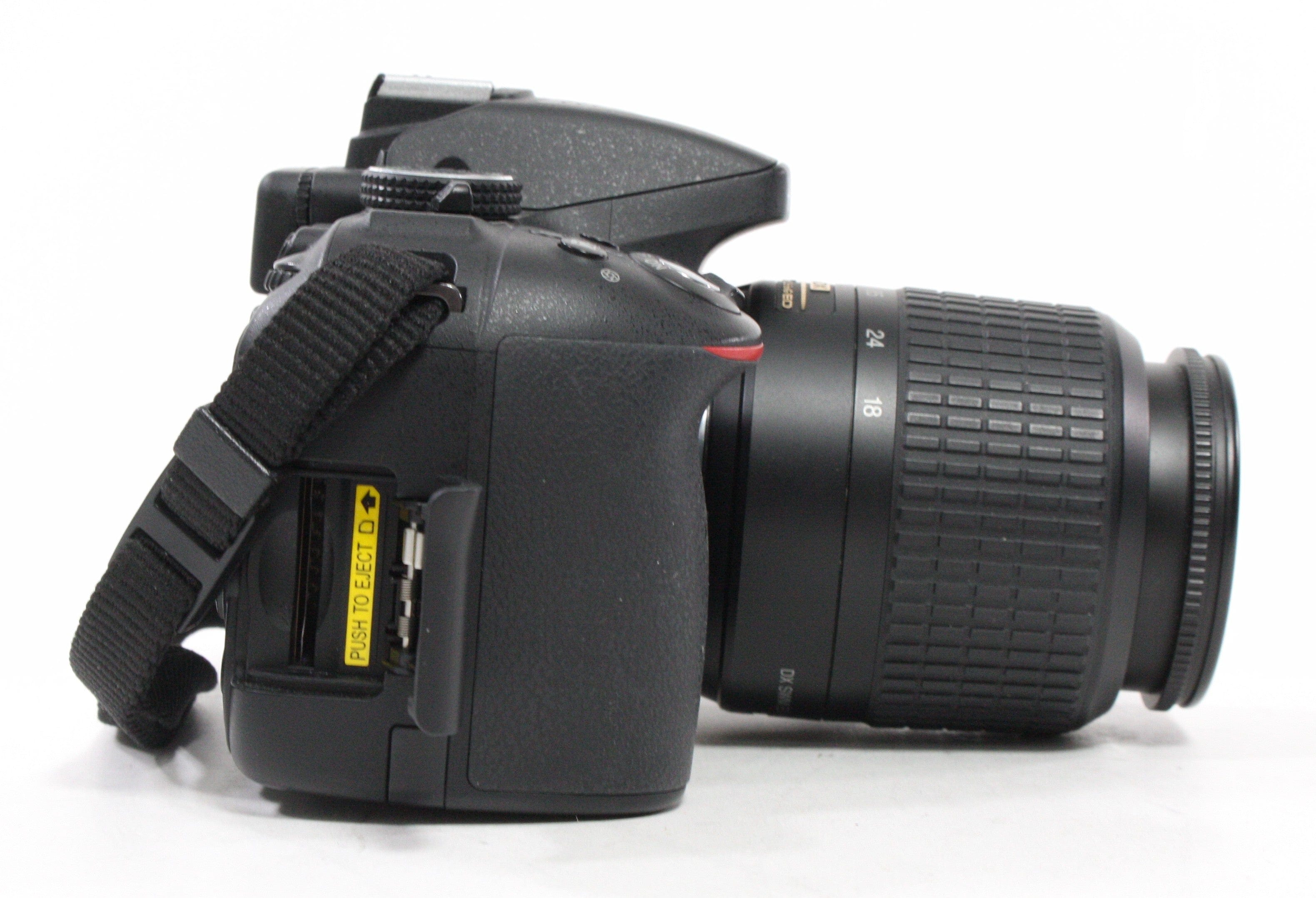 Nikon D5300 Digital SLR with 18-55mm f/3.5-5.6G Lens Shutter Count 3,192