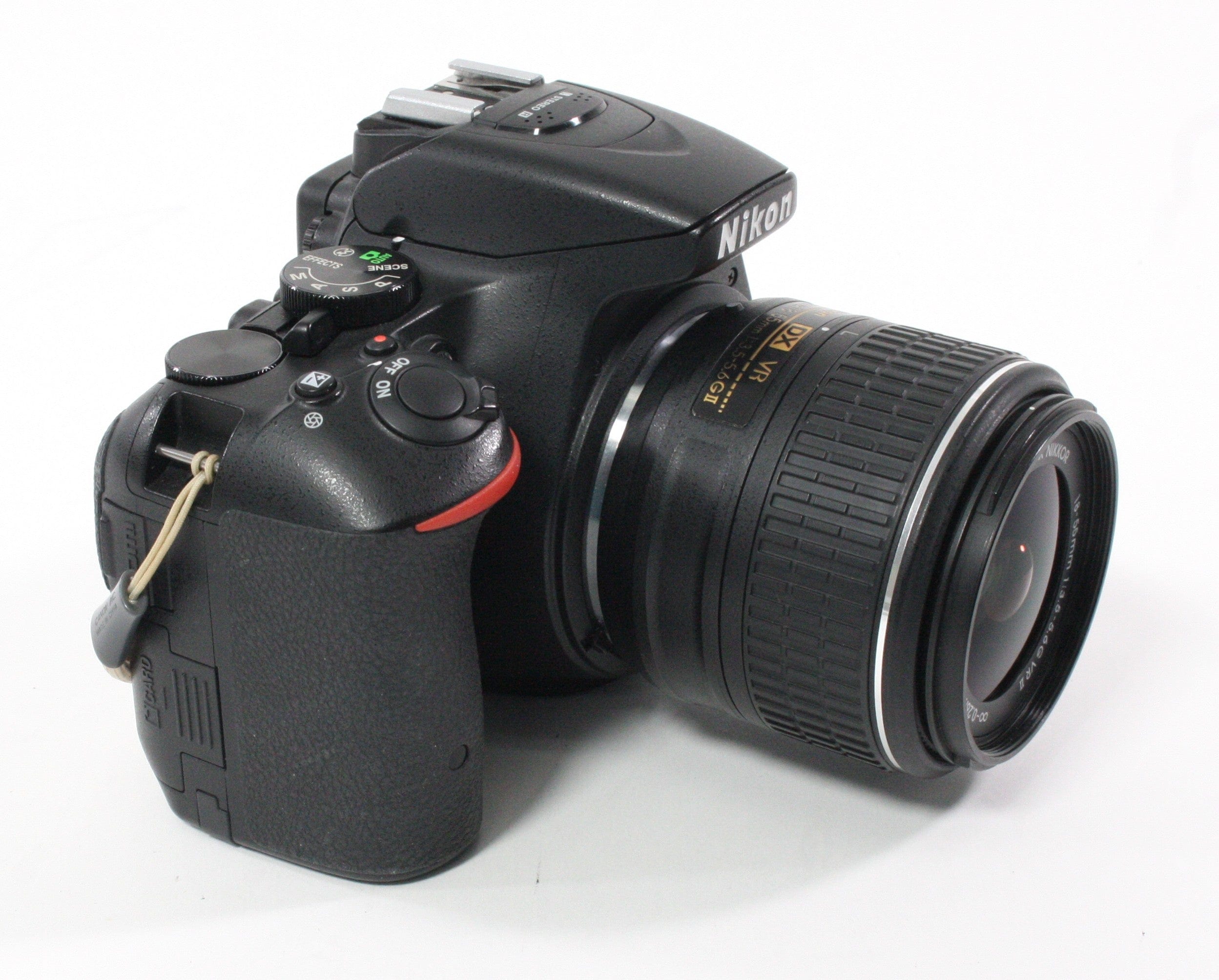 Nikon D5500 Digital SLR with 18-55mm f3.5-5.5G VR II Lens Shutter Count 2,325