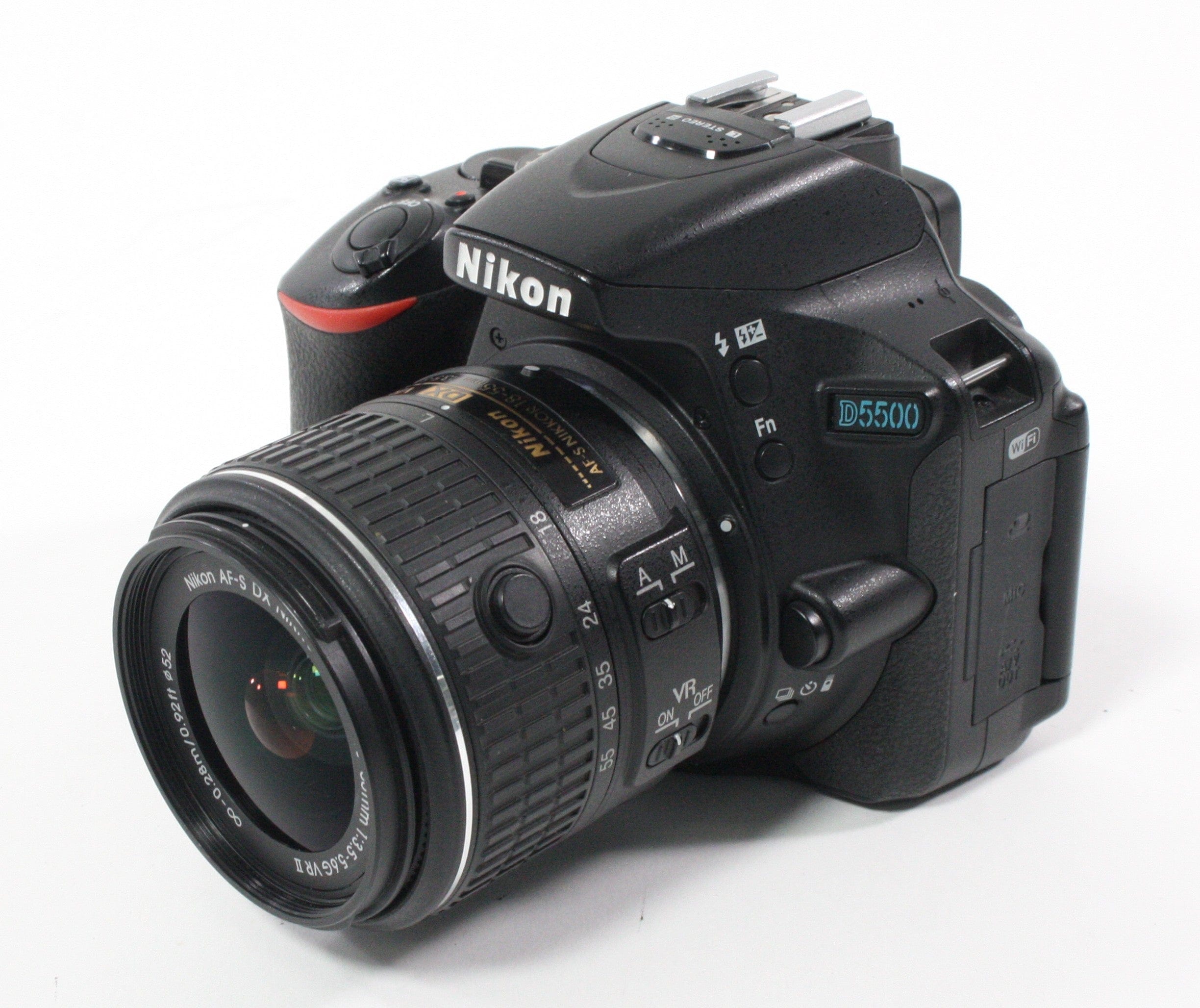 Nikon D5500 Digital SLR with 18-55mm f3.5-5.5G VR II Lens Shutter Count 2,325