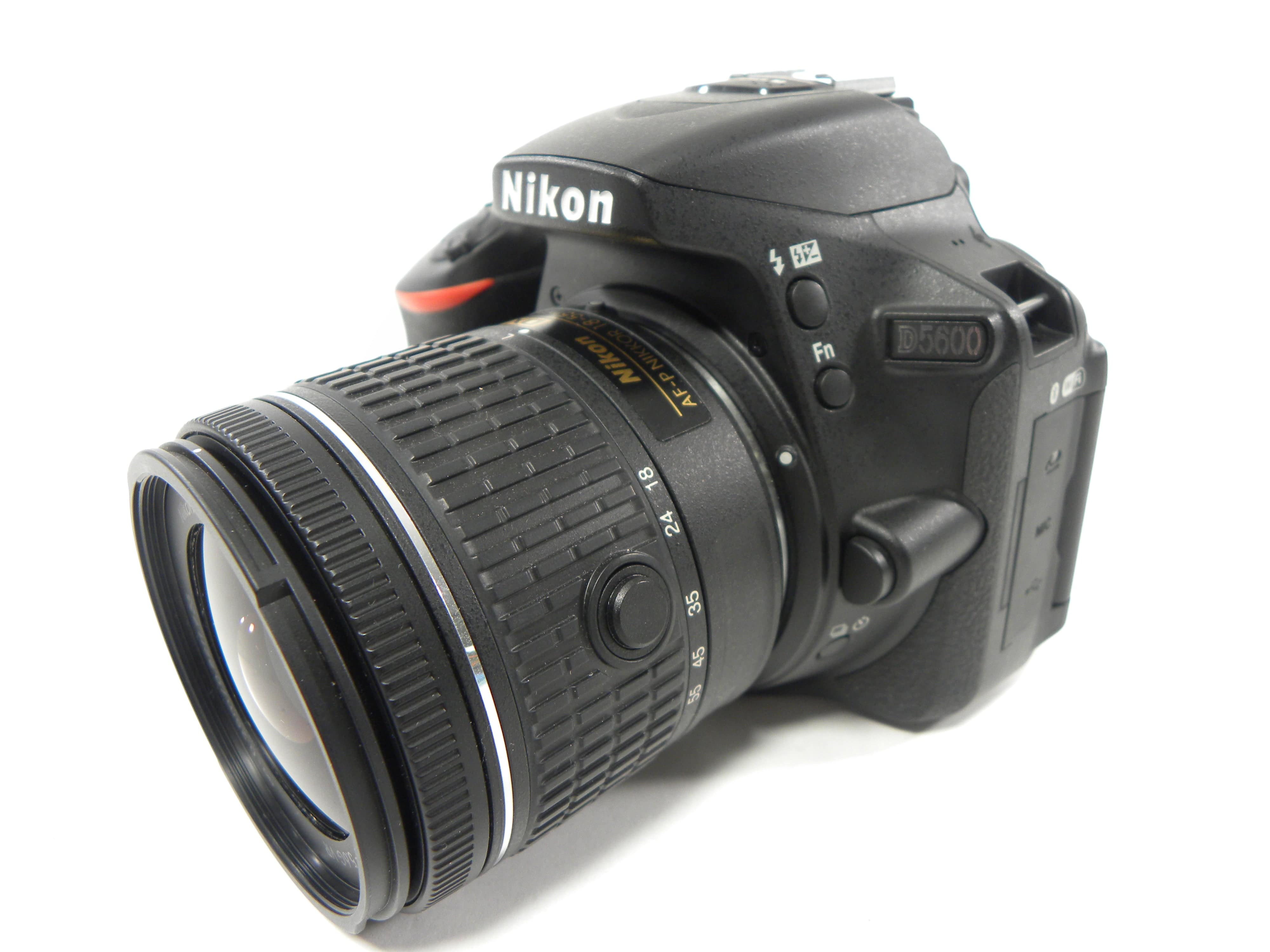 Nikon D5600 24.1mp Digital SLR w/AF-P Nikkor 18-55 Shutter ct. 793