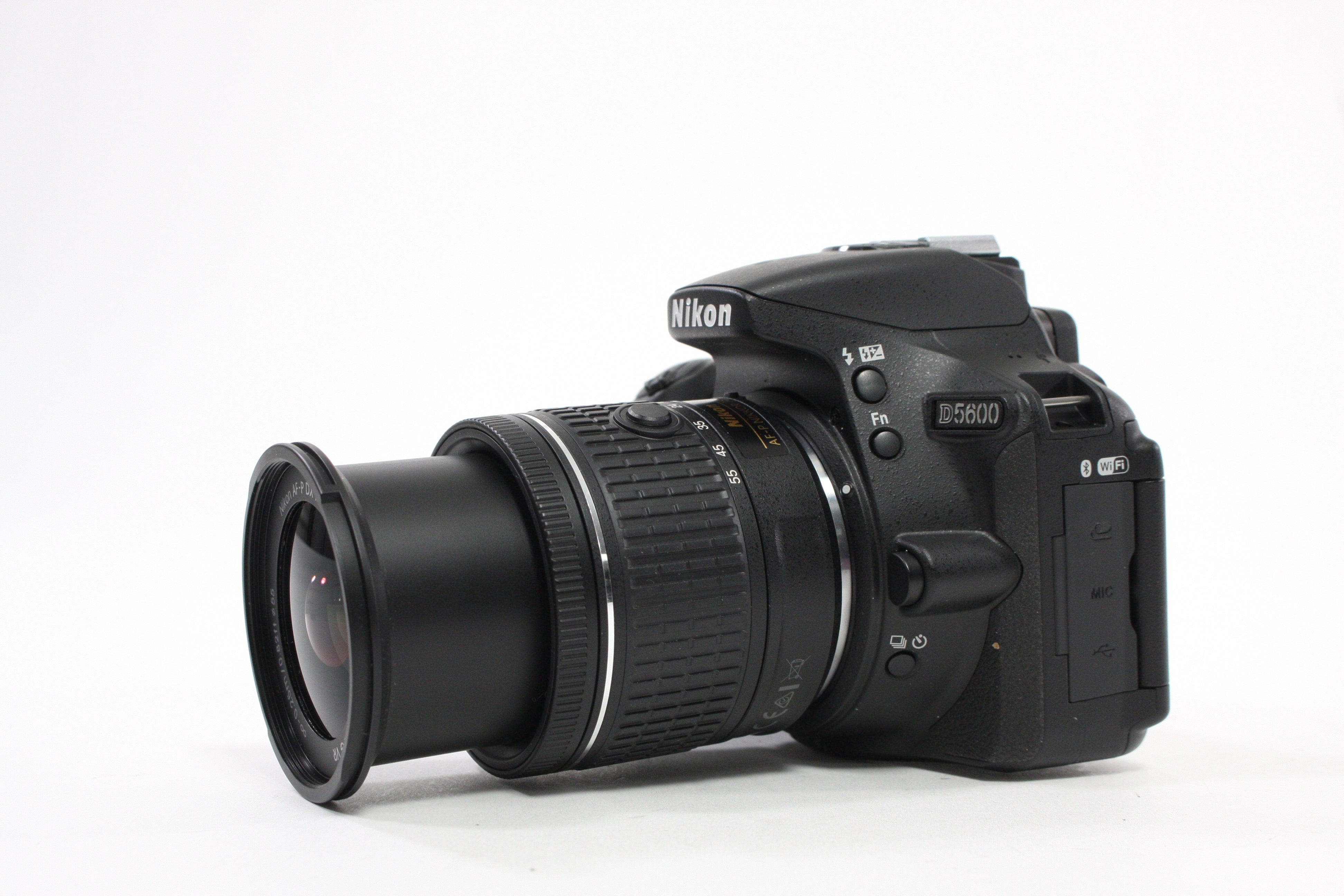 Nikon D5600 Digital SLR Camera with 18-55 f/3.5-5.6G VR Lens Shutter Count 521