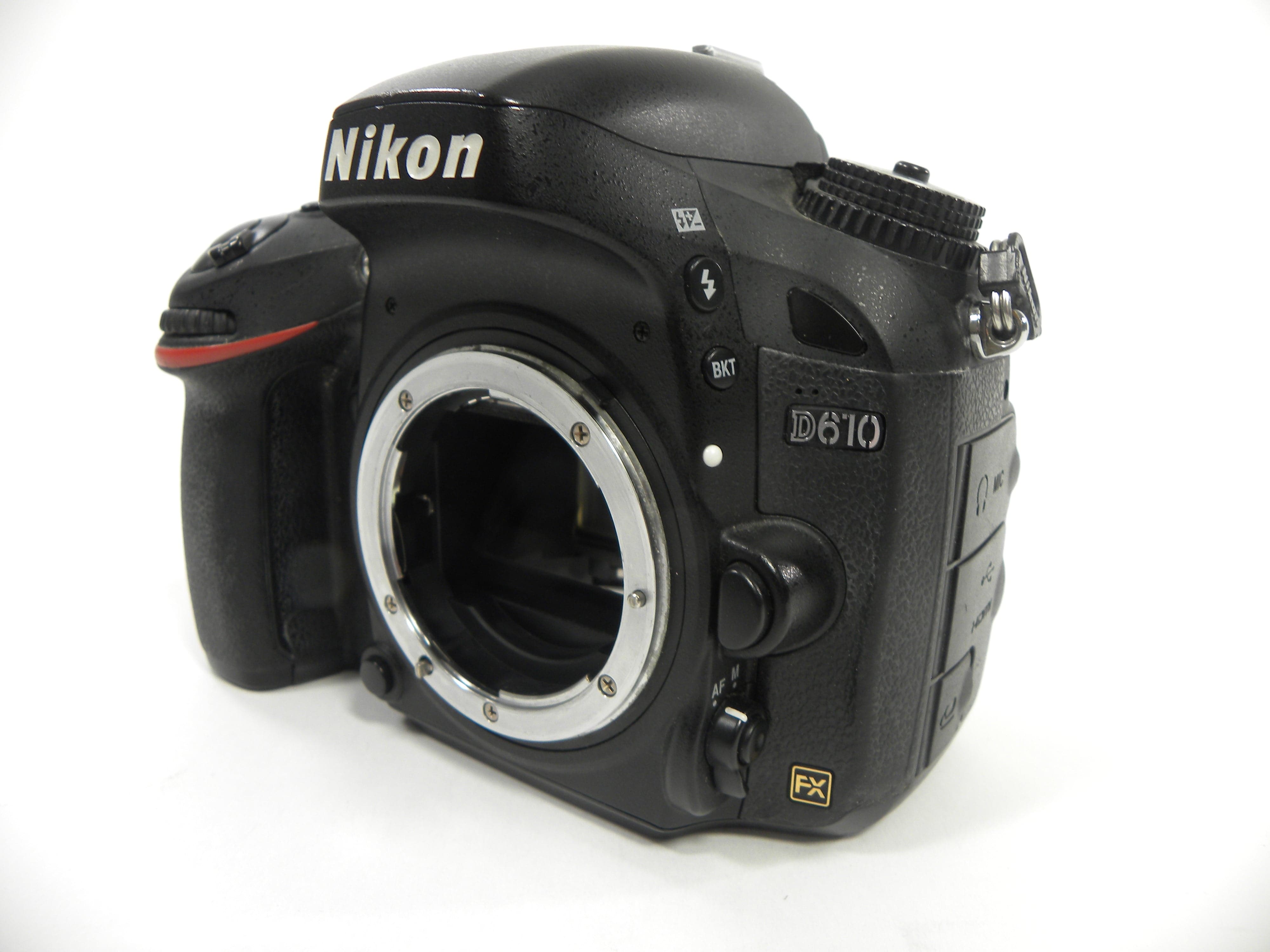 Nikon D610 24.3mp Digital SLR Body Only w/MB-D14 Battery Grip