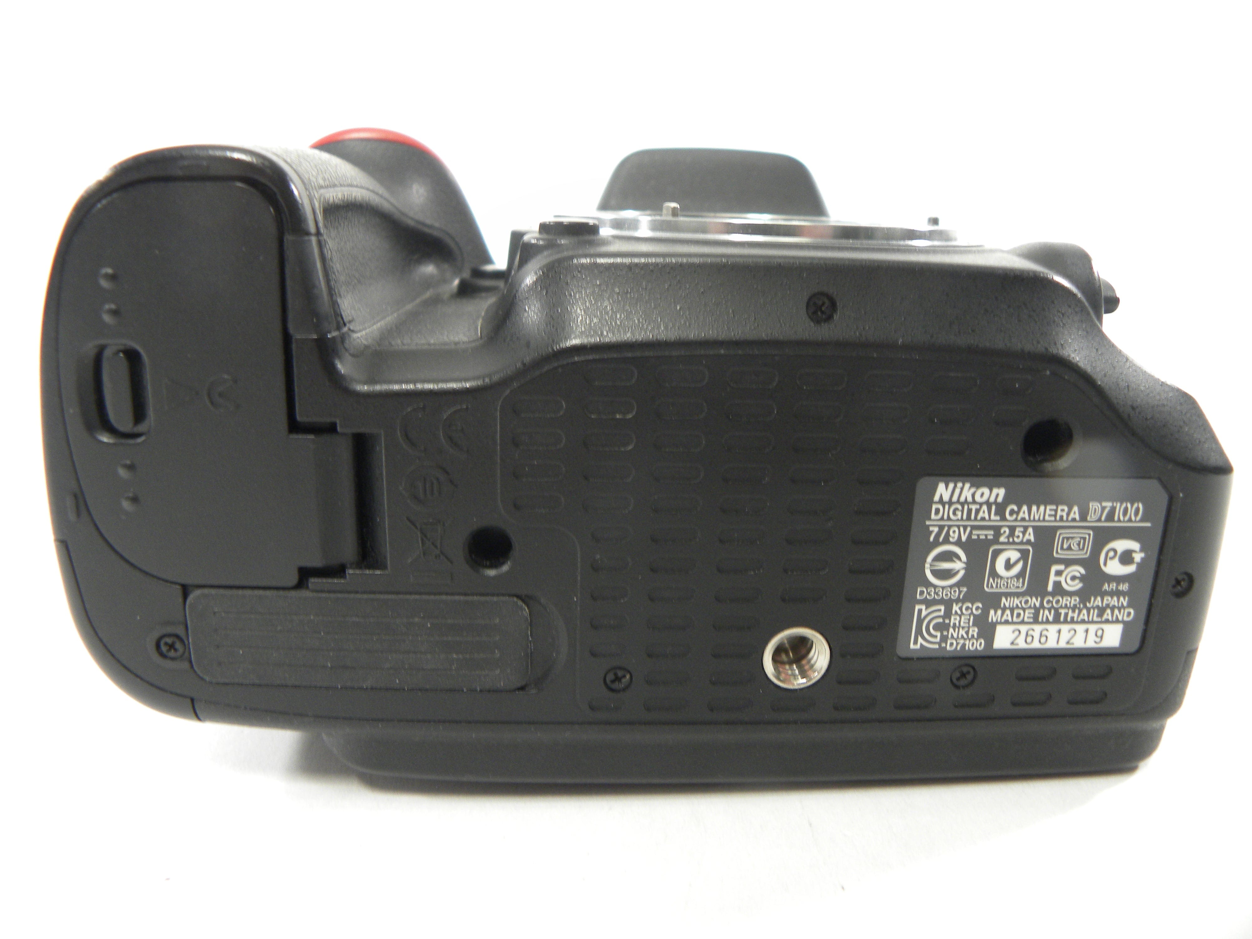 Nikon D7100 24.1mp Digital SLR Body Only Shutter Ct. 1,576