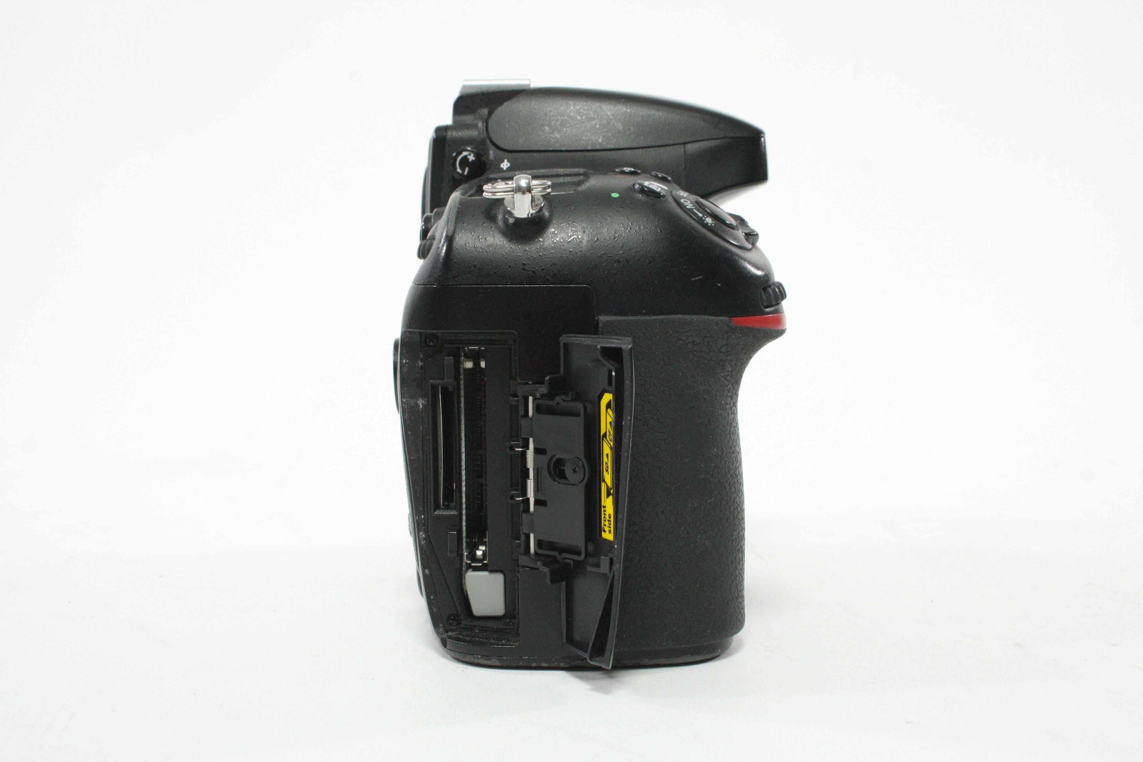 Nikon D800 DSLR Camera Body with Shutter Count 207,749