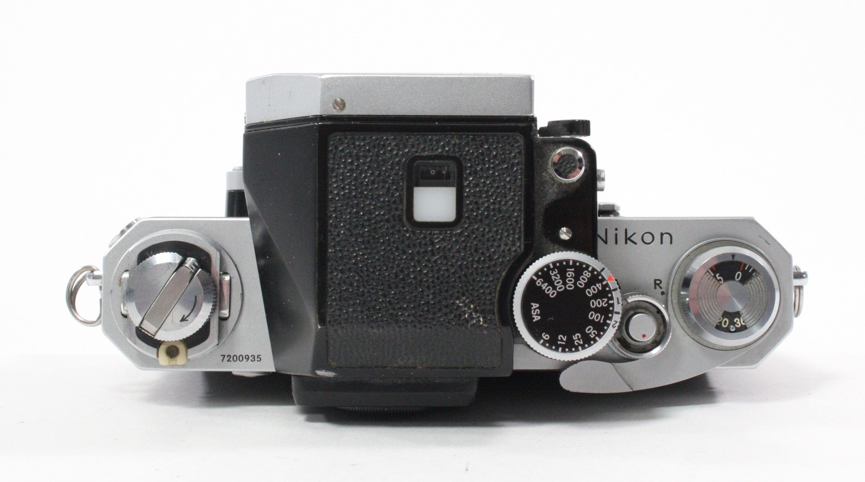 Nikon F 35mm Camera Body with Photomic FTN Finder