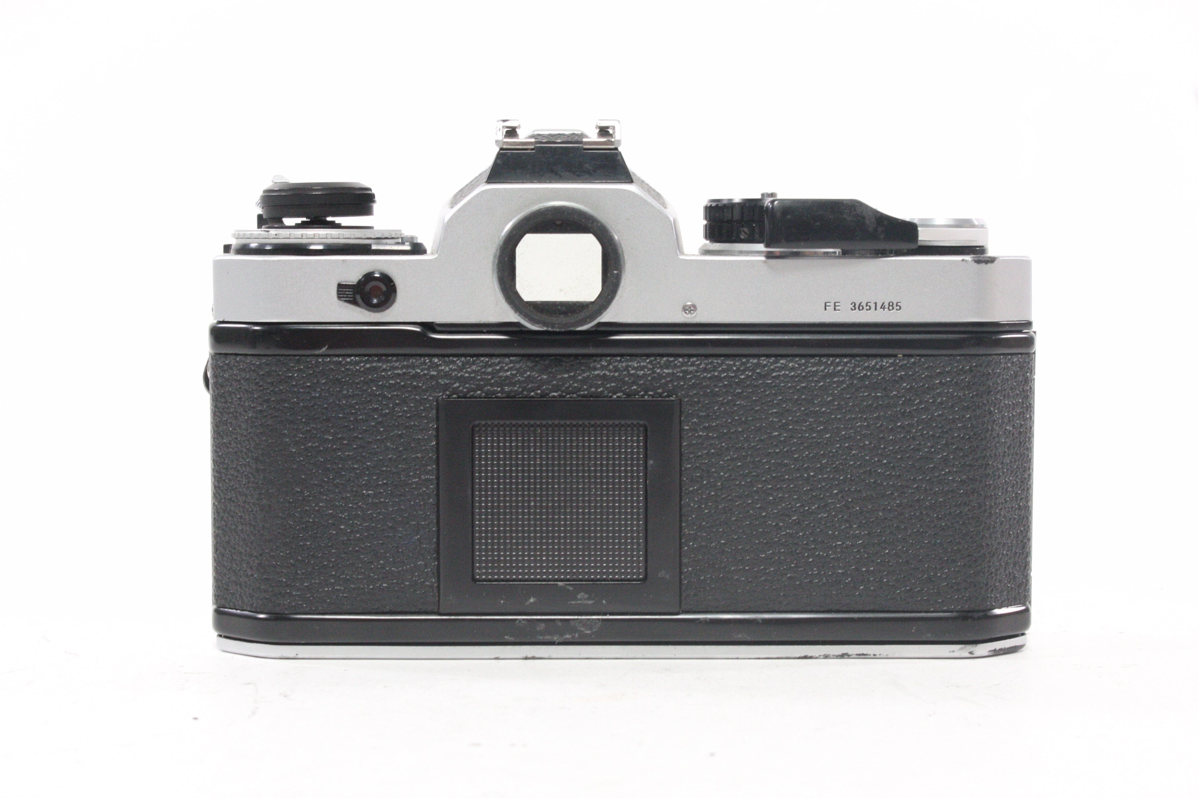 Nikon FE 35mm SLR Camera Body AS-IS for Parts or Repair