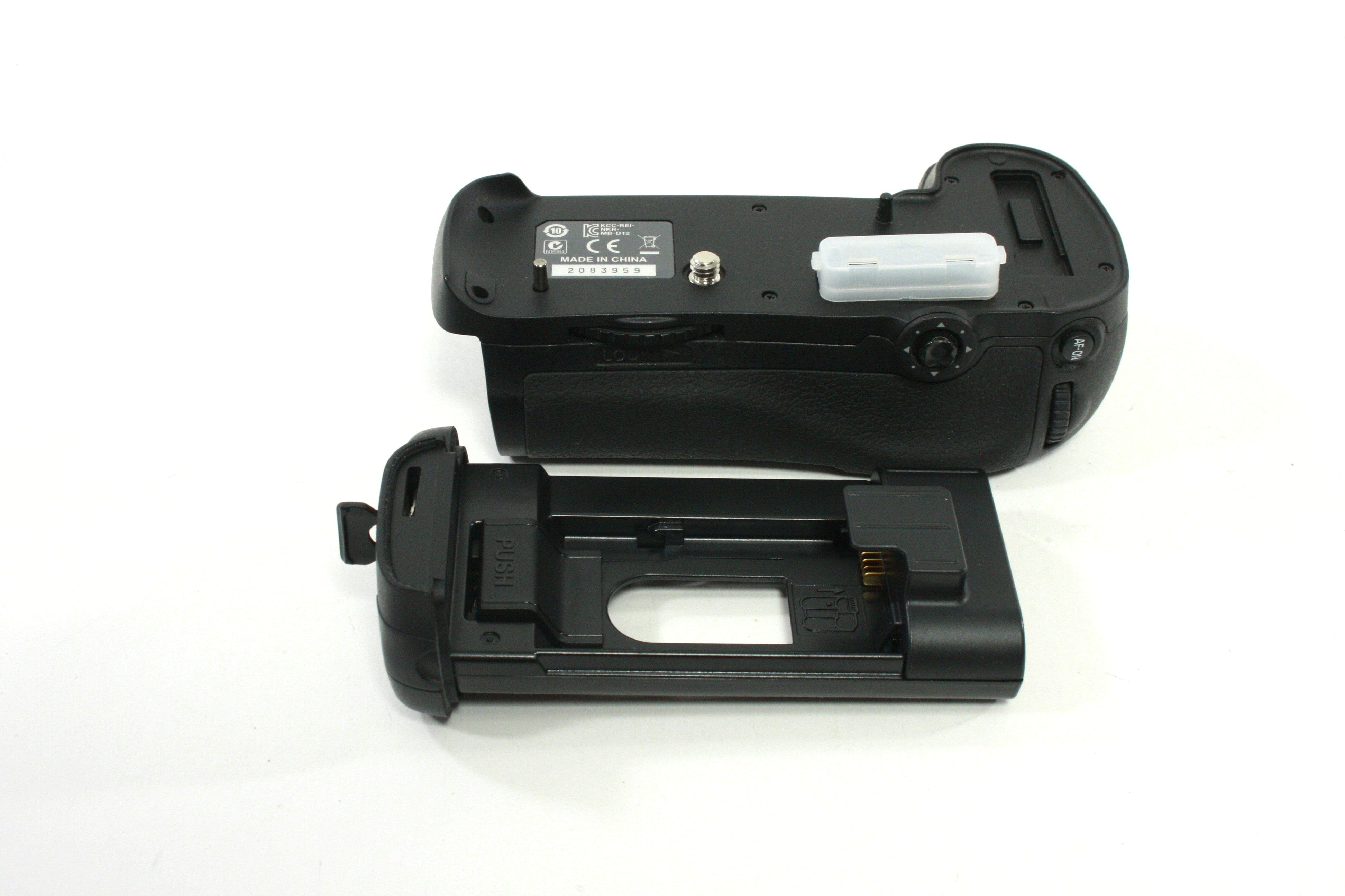 Nikon MB-D12 Battery Grip