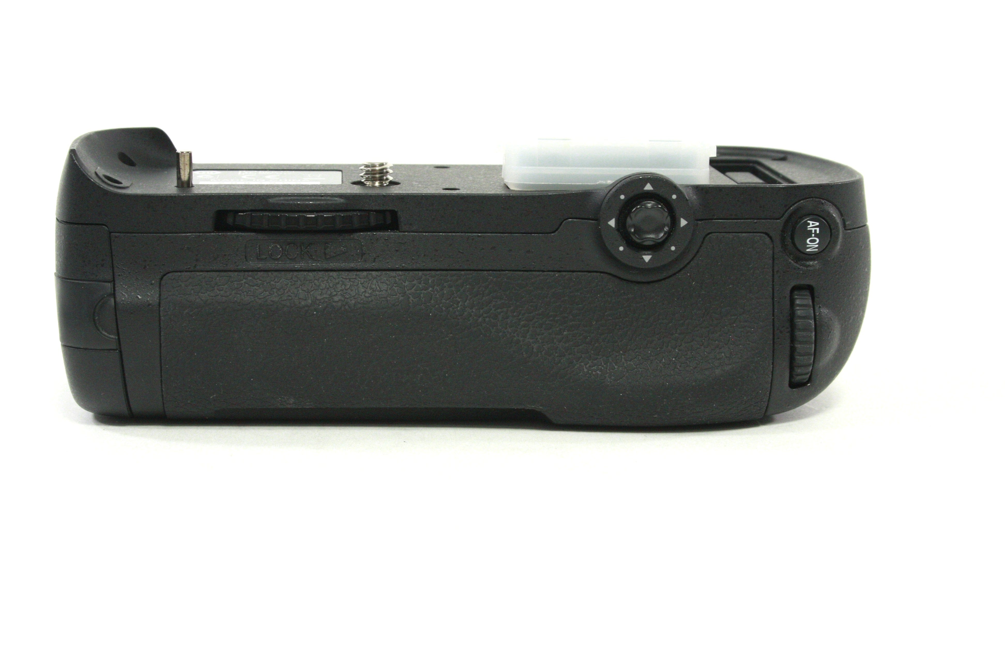 Nikon MB-D12 Battery Grip