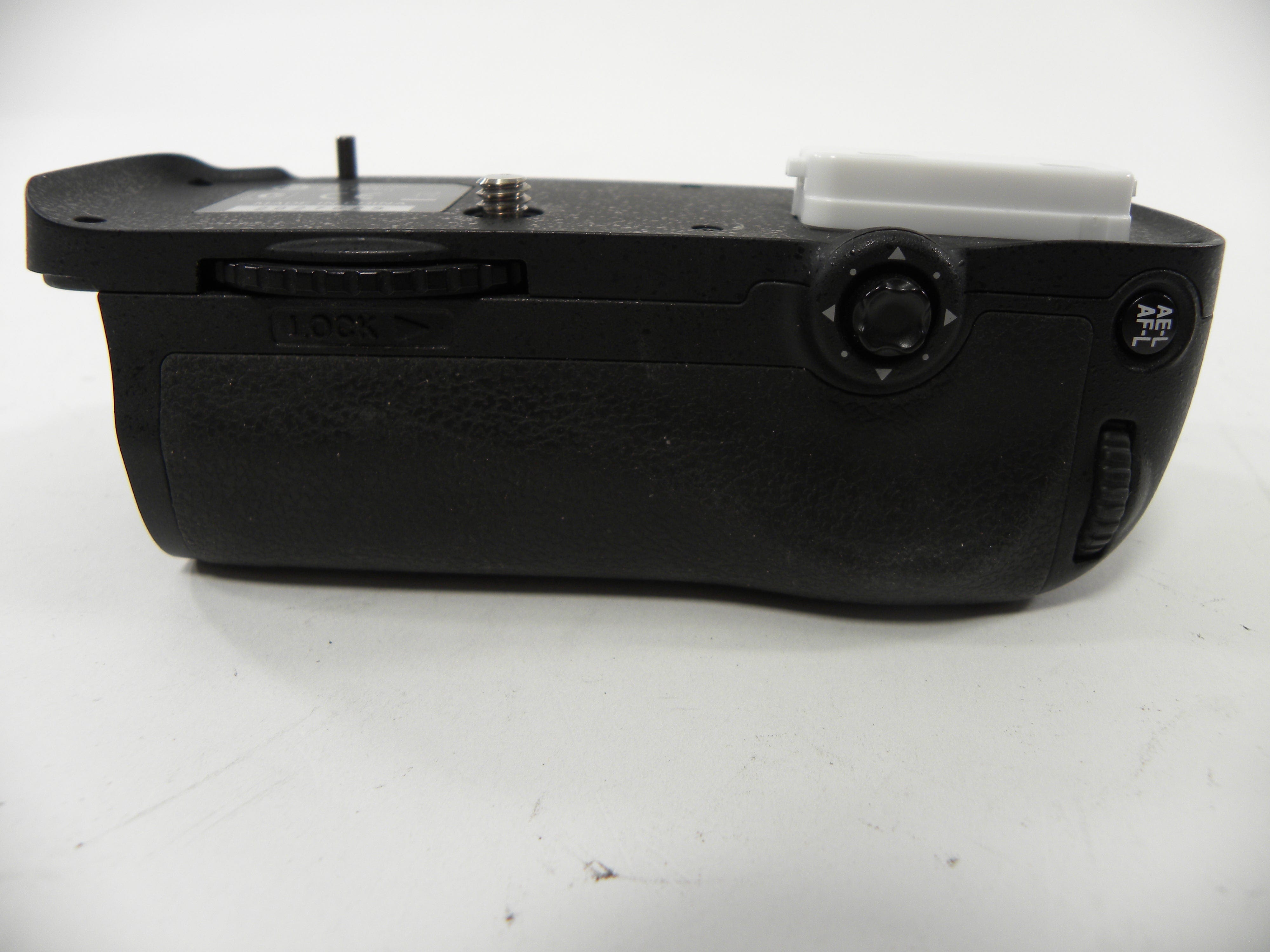 Nikon MB-D14 Vertical Battery Grip