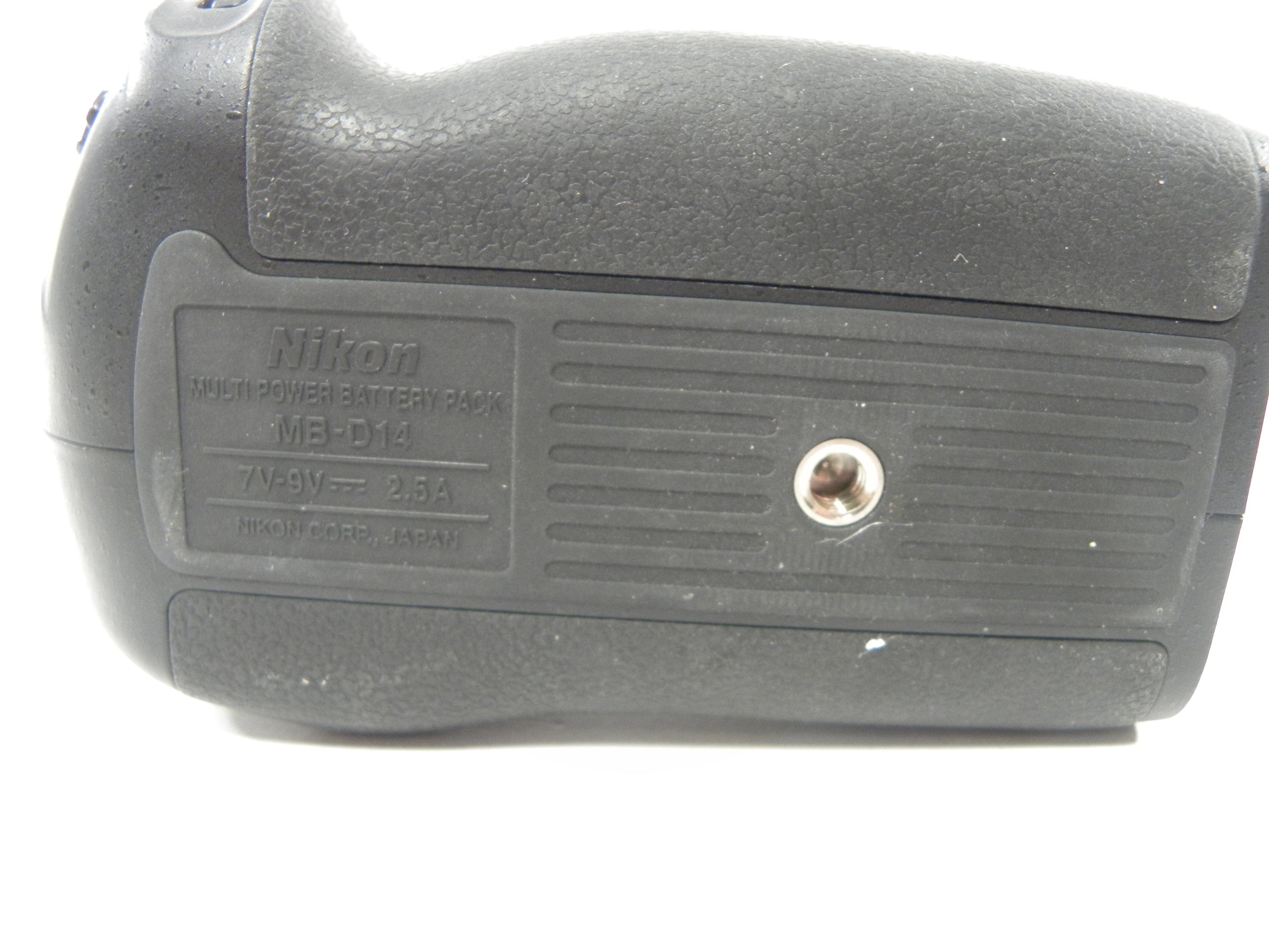 Nikon MB-D14 Vertical Battery Grip