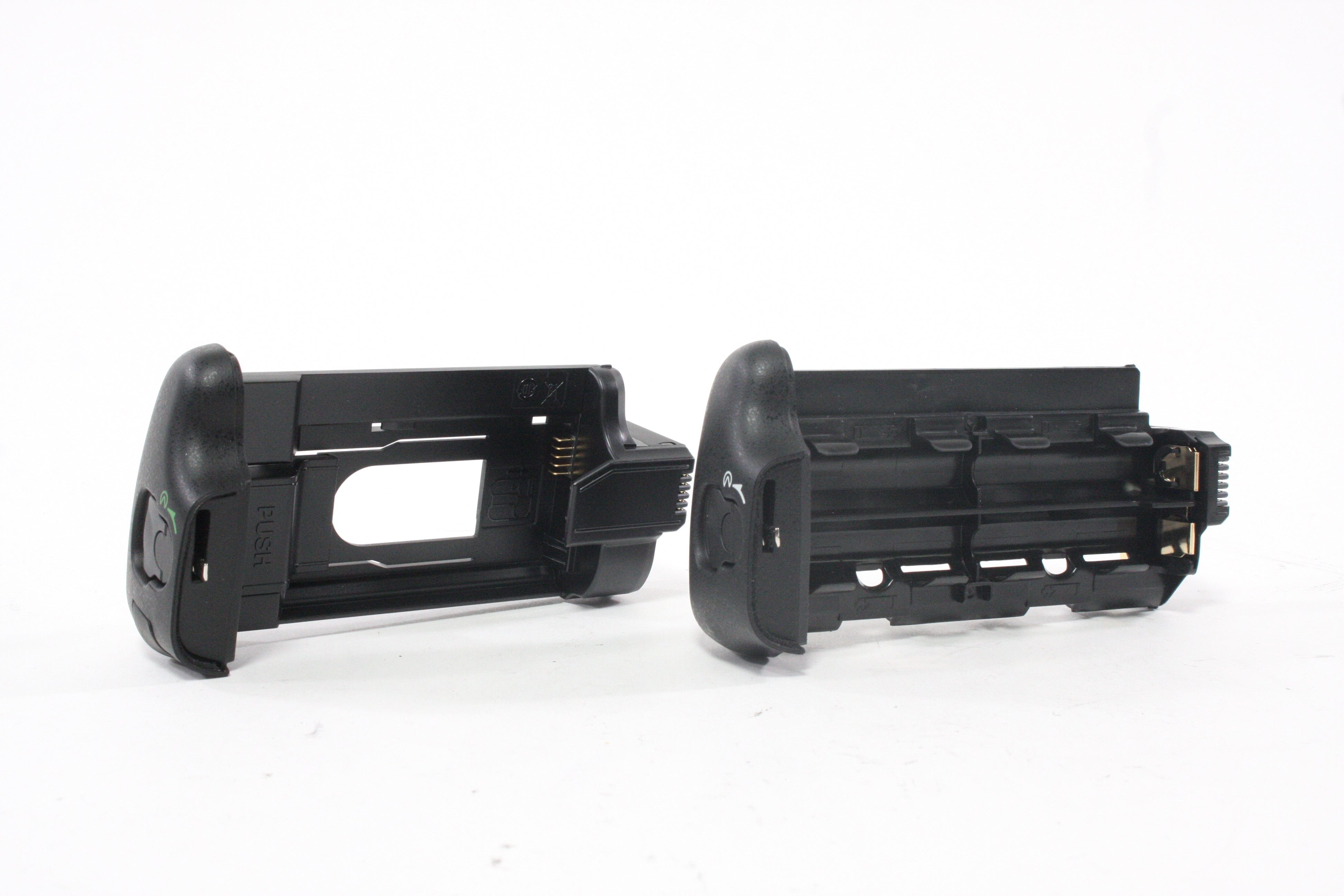 Nikon MB-D16 Battery Grip